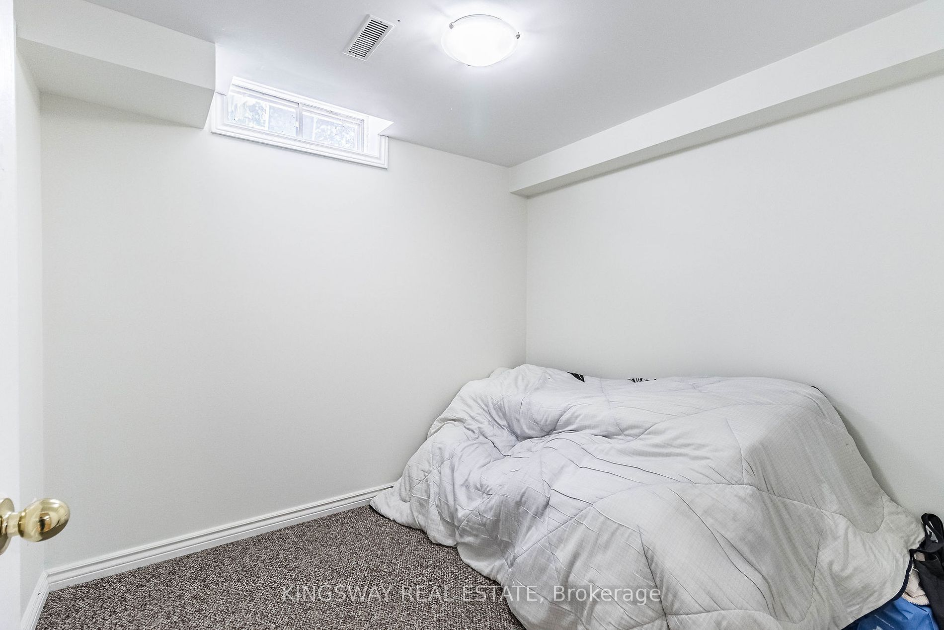21 Tralee St
