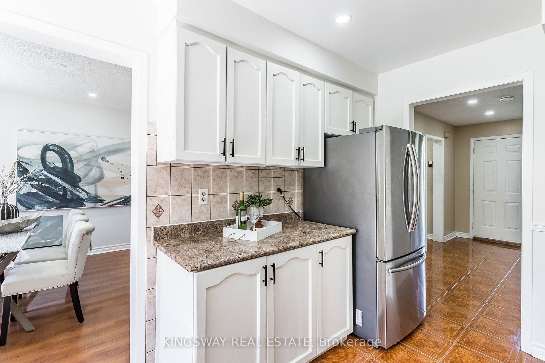21 Tralee St