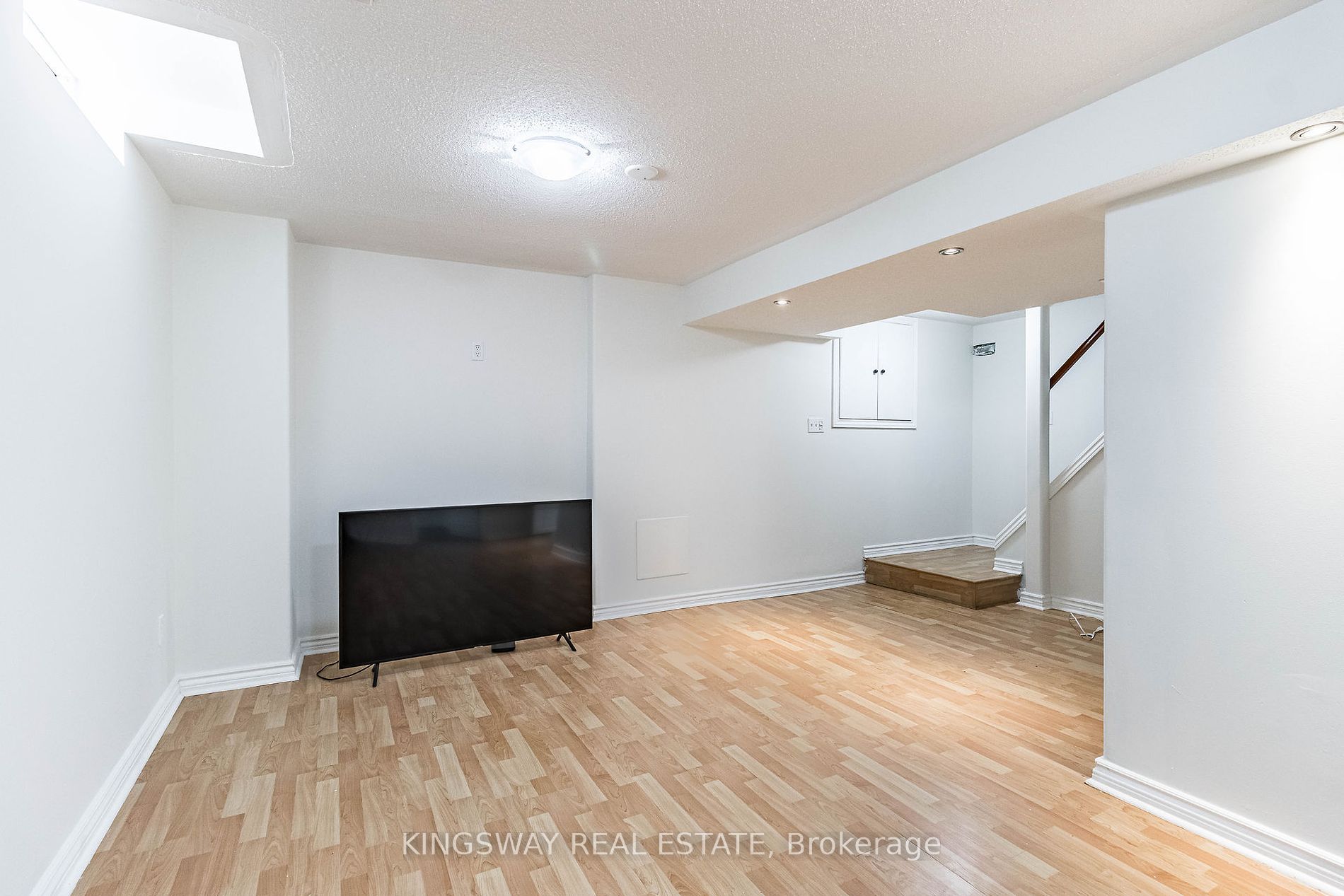 21 Tralee St