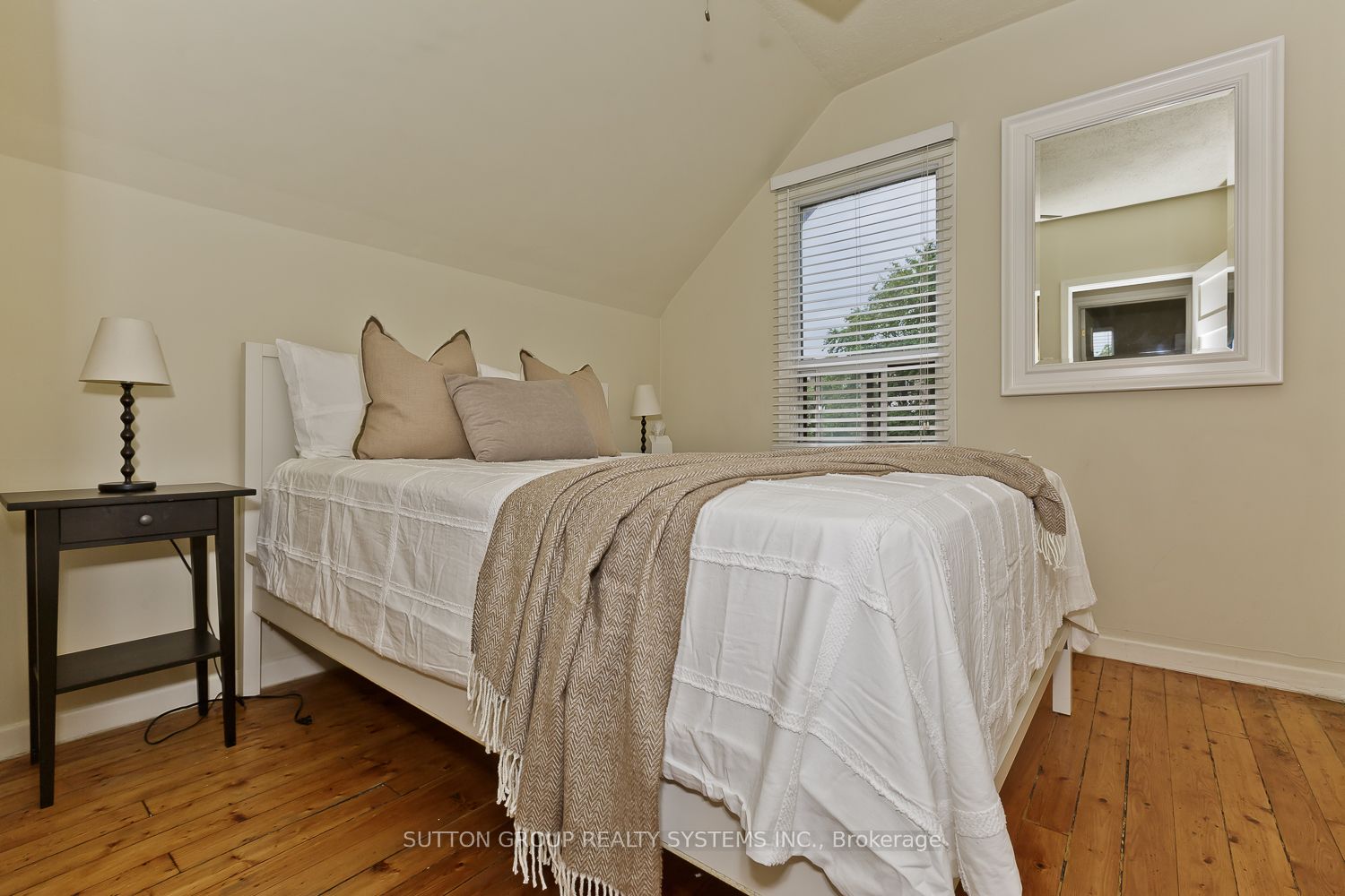 34 Fairfield Avenue
