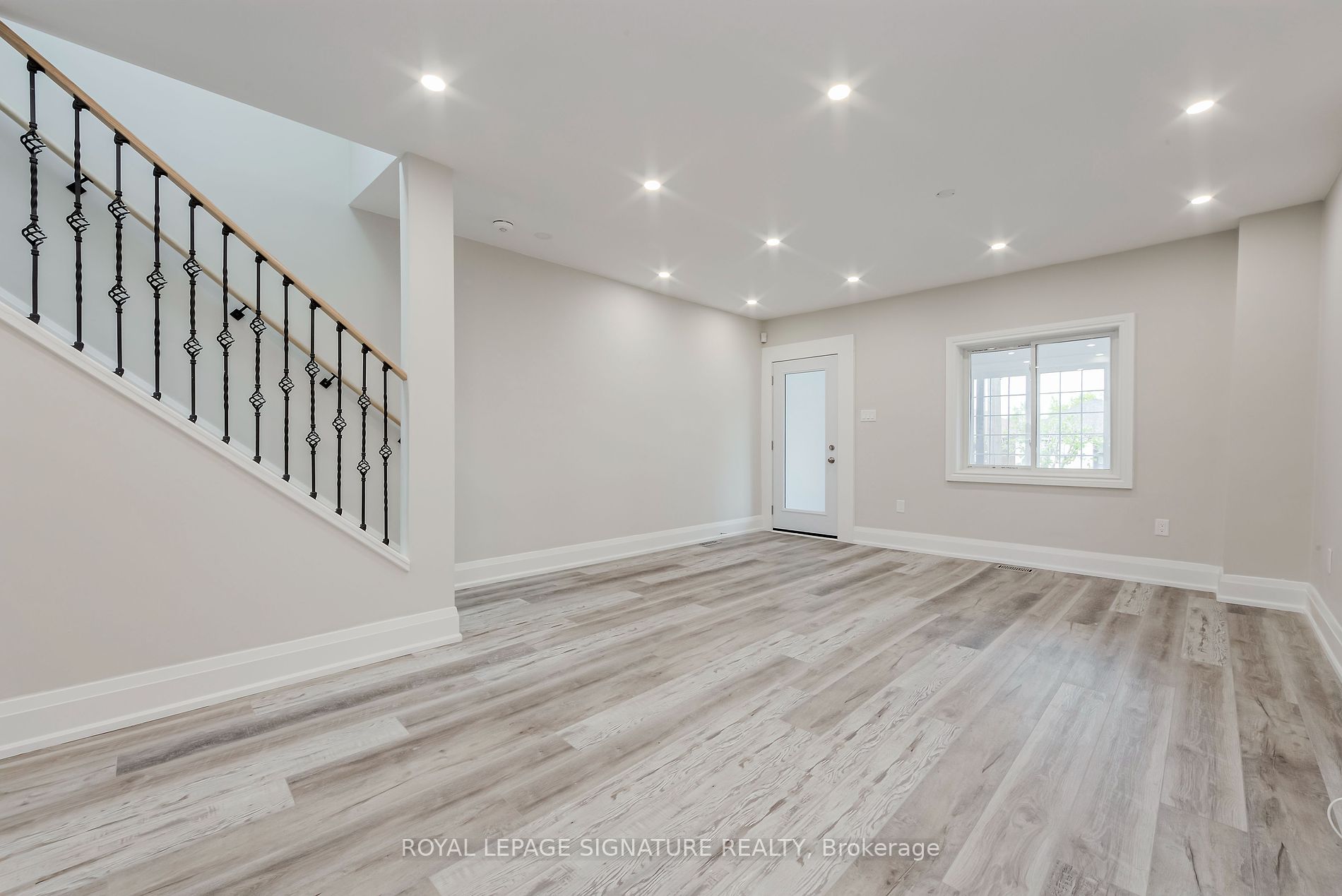 19 Schell Ave