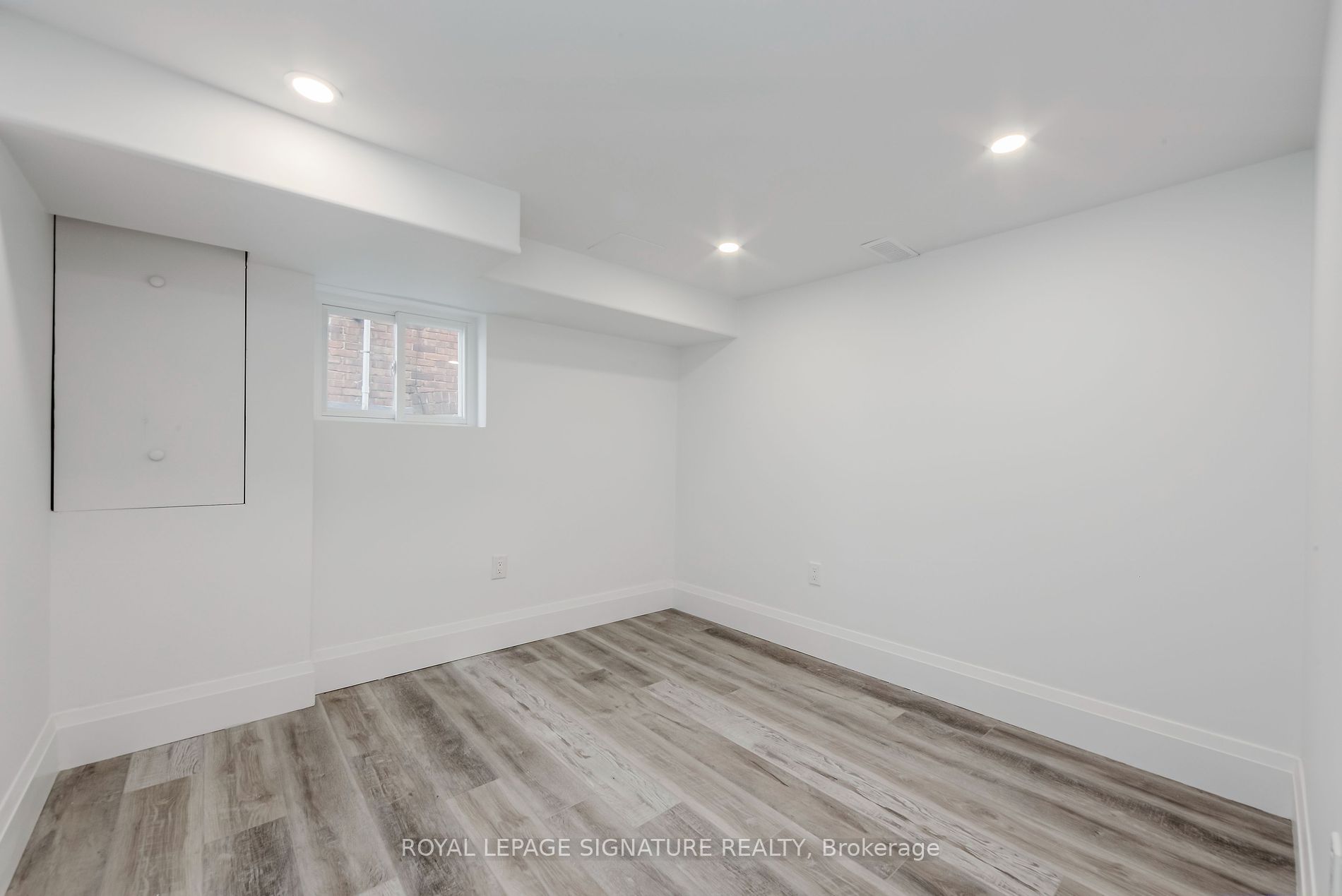 19 Schell Ave