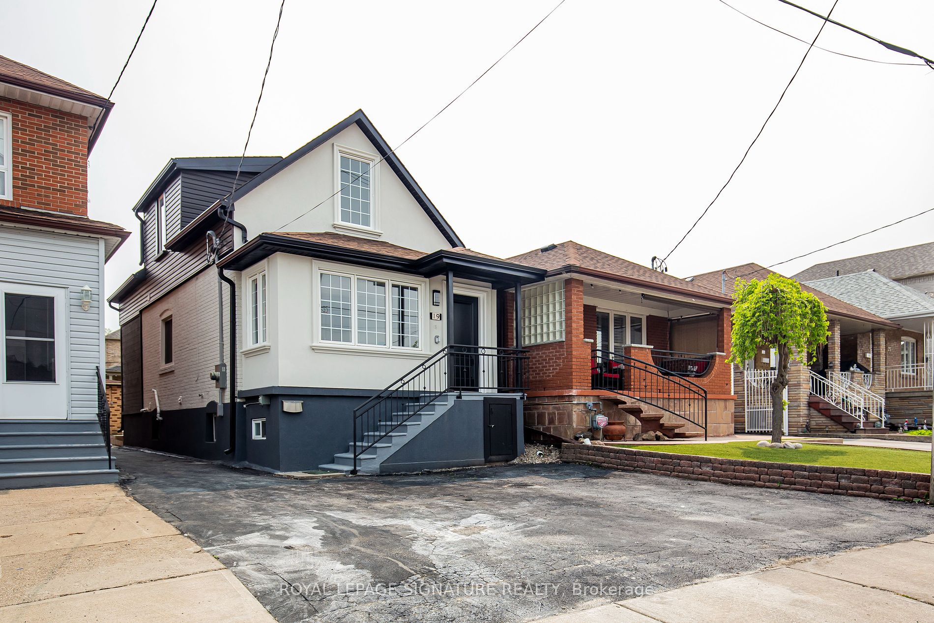 19 Schell Ave