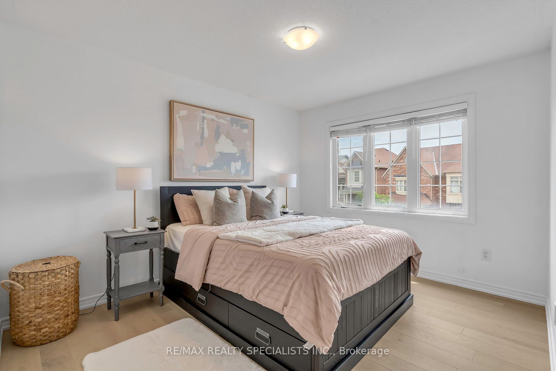 192 Giddings Cres