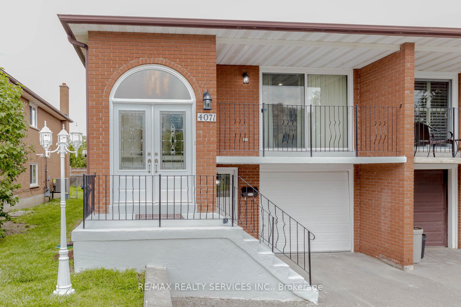 4071 Clevedon Drive