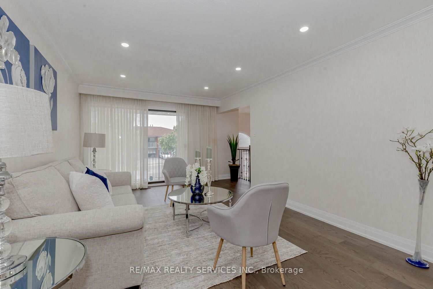 4071 Clevedon Drive