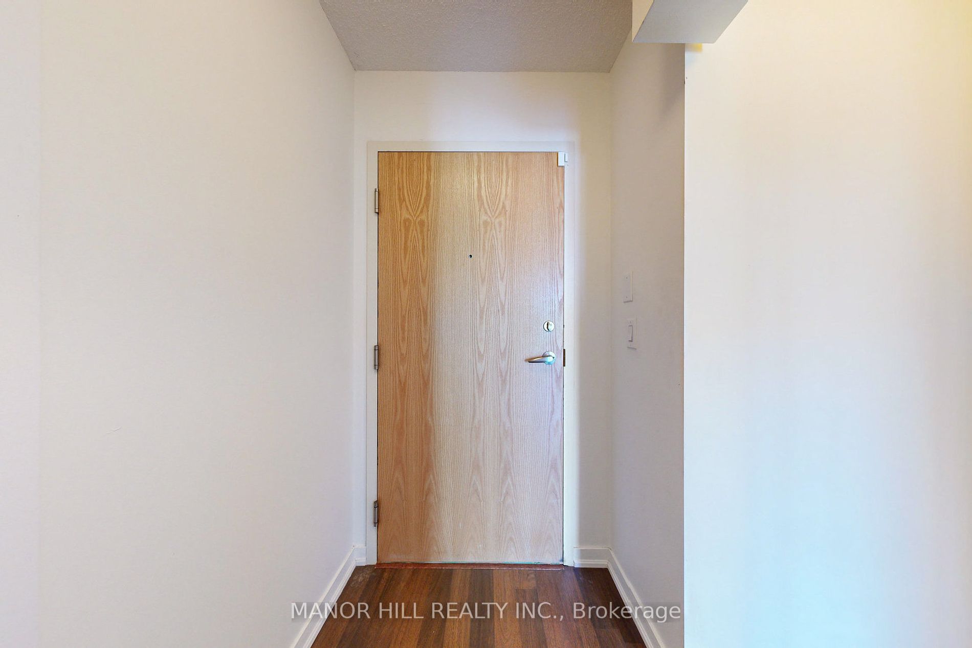38 Joe Shuster Way, #919