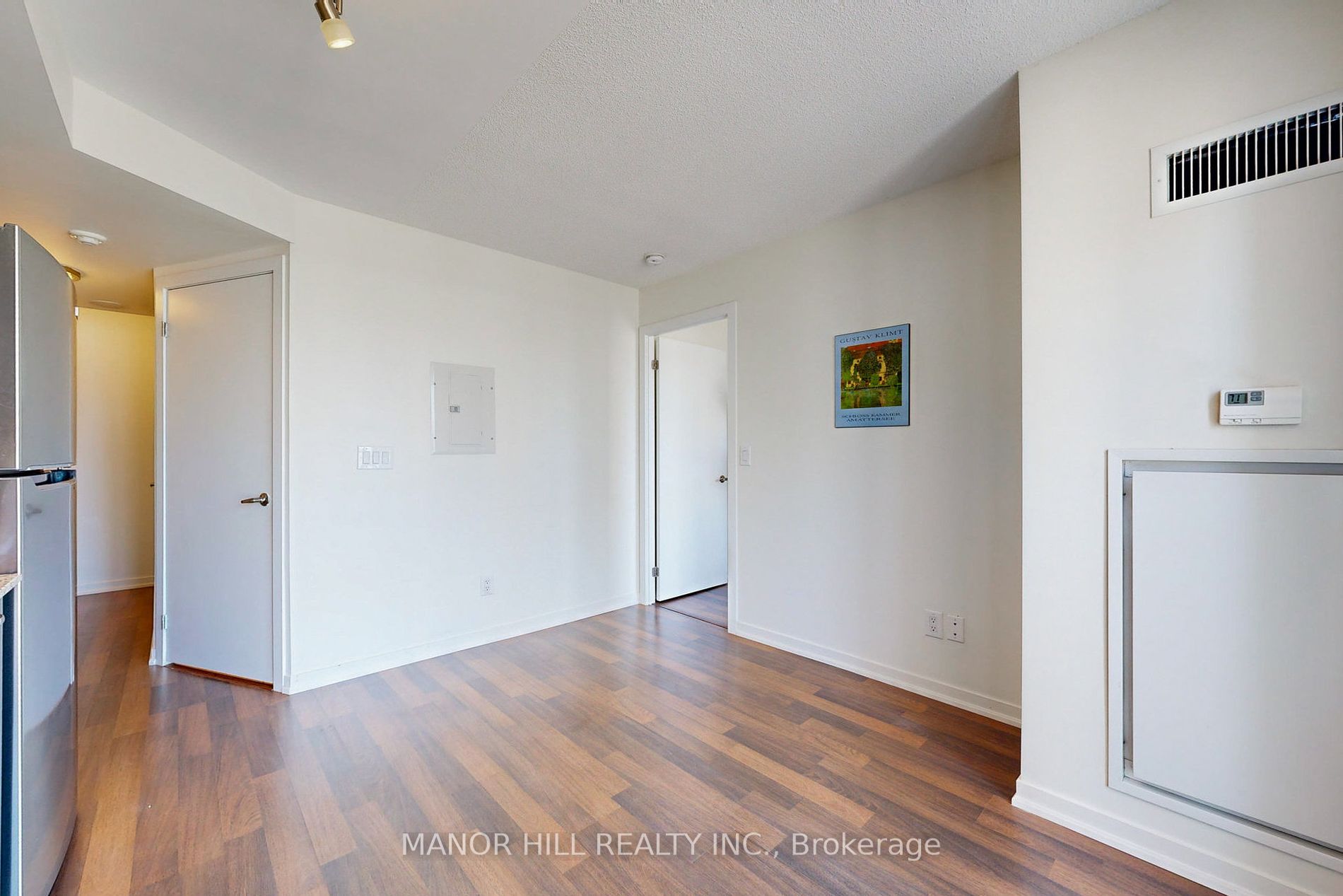 38 Joe Shuster Way, #919