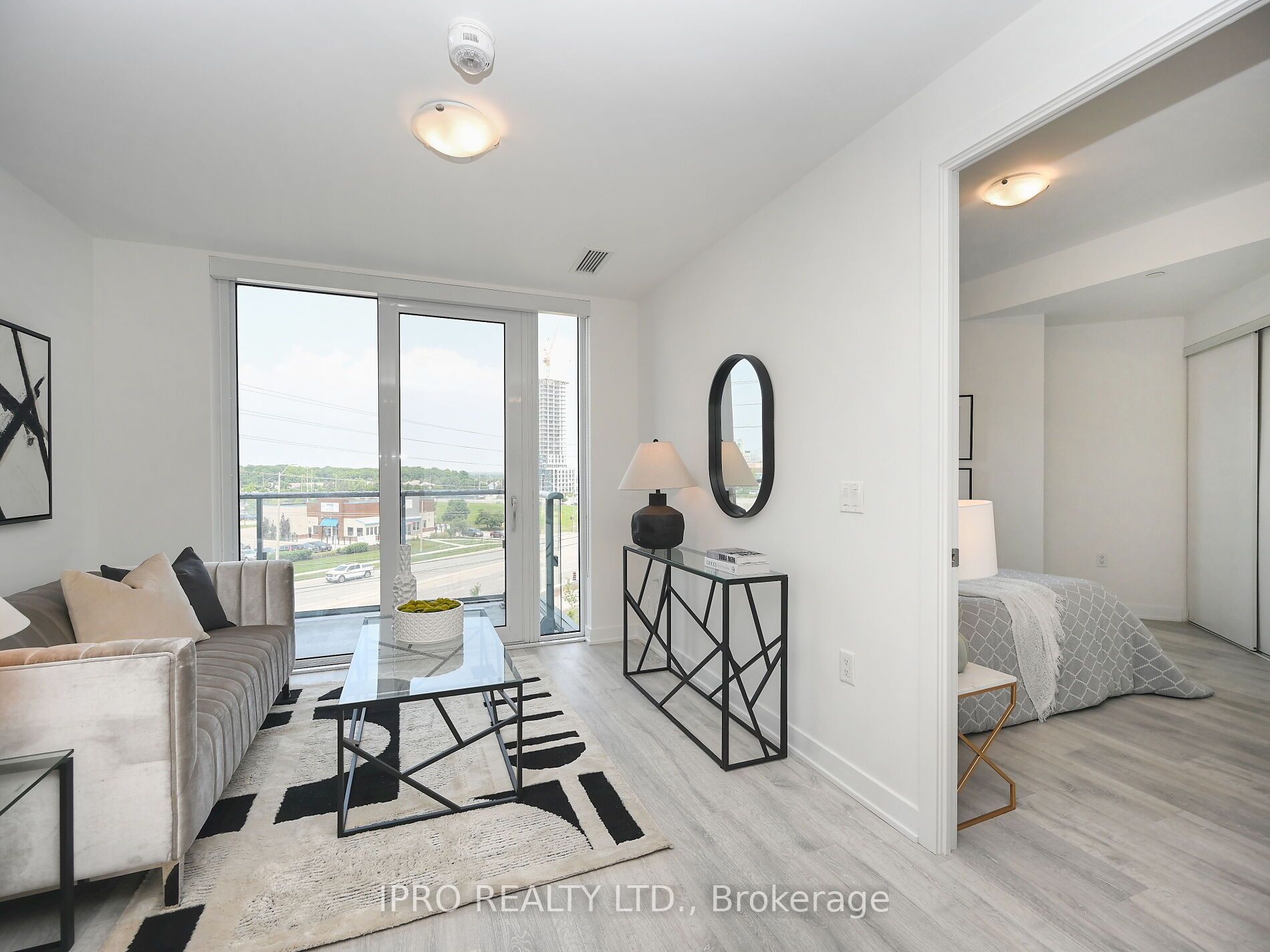 4655 Metcalfe Ave, #404B