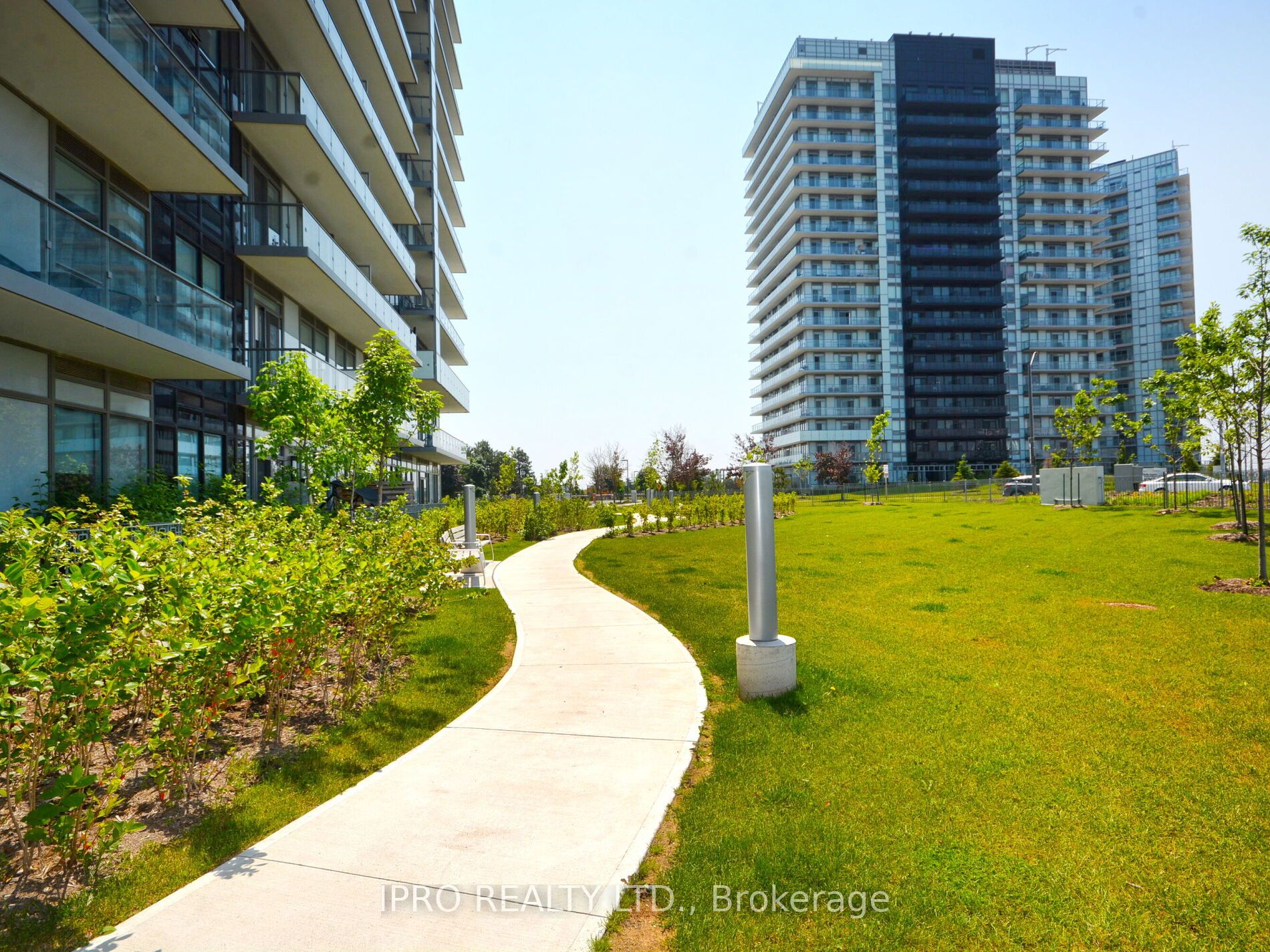 4655 Metcalfe Ave, #404B