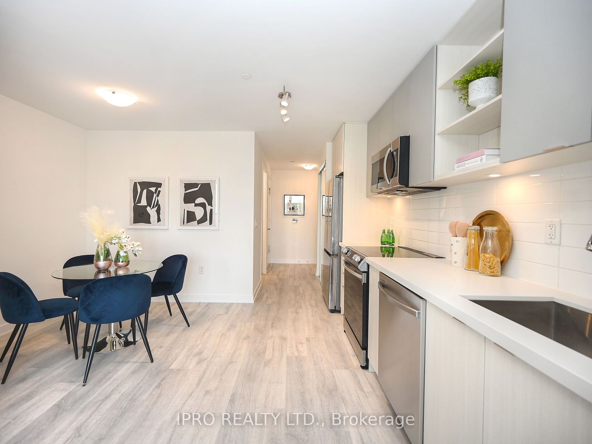 4655 Metcalfe Ave, #404B