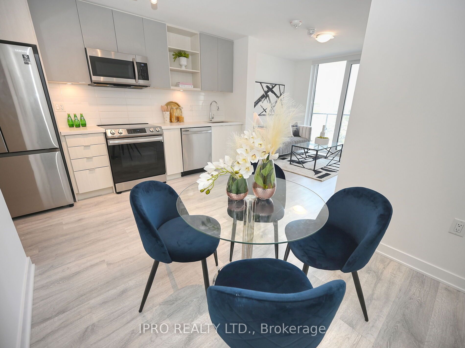 4655 Metcalfe Ave, #404B