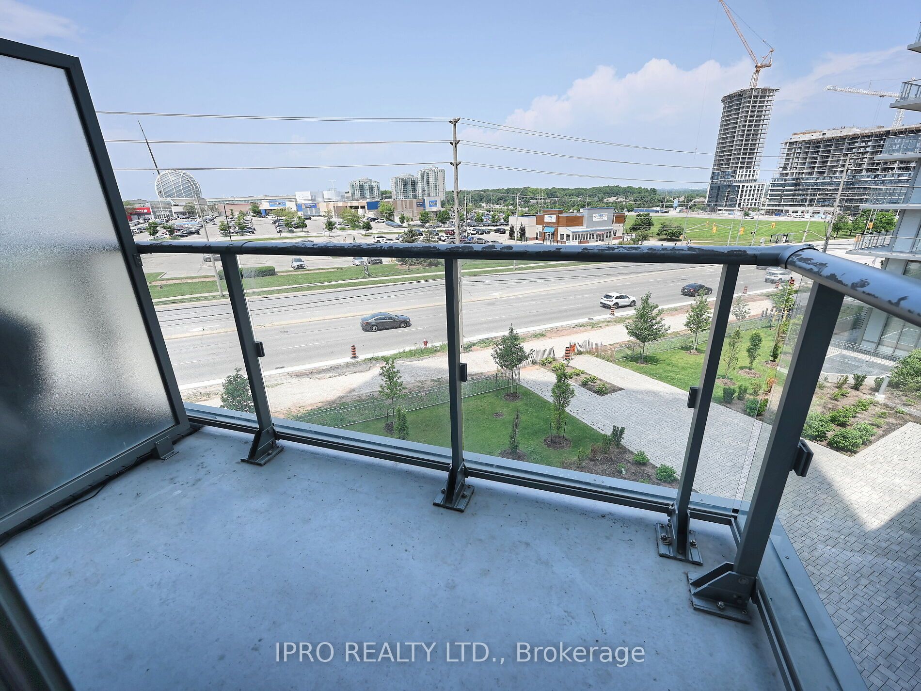 4655 Metcalfe Ave, #404B
