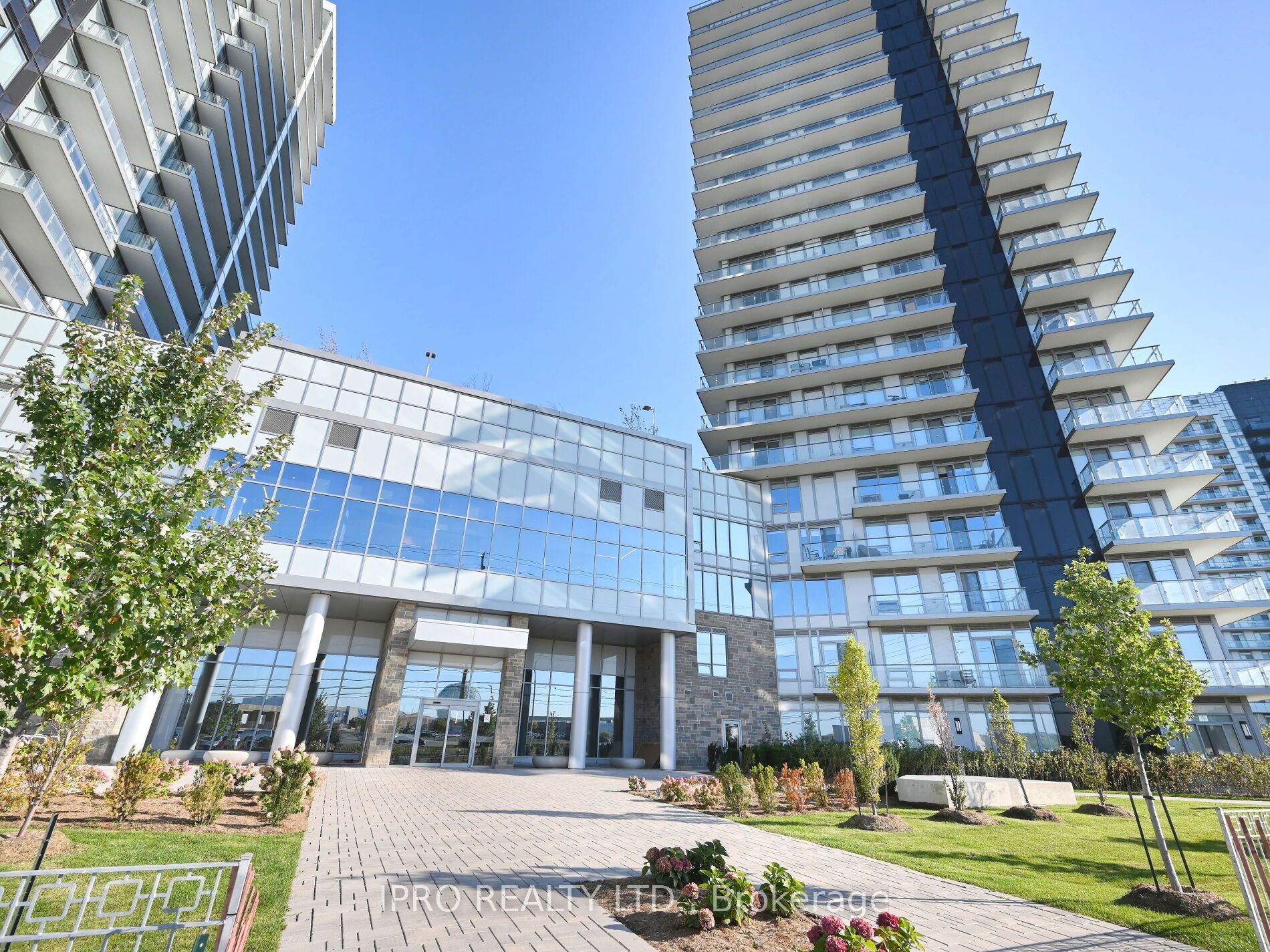 4655 Metcalfe Ave, #404B