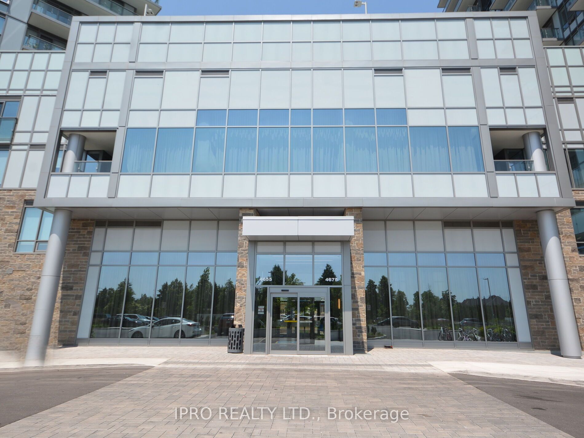 4655 Metcalfe Ave, #404B