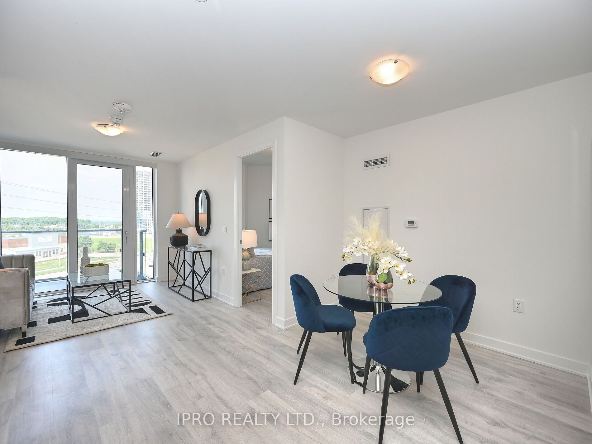 4655 Metcalfe Ave, #404B