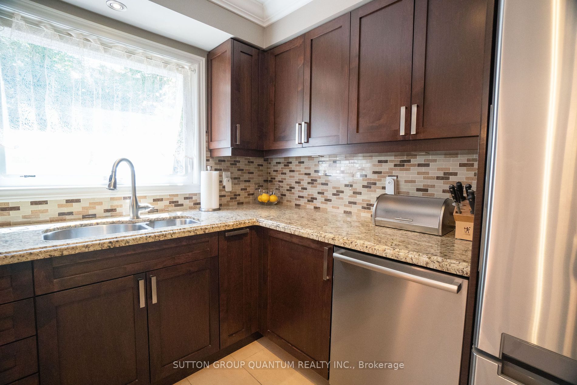 1050 SHAWNMARR Rd, #49