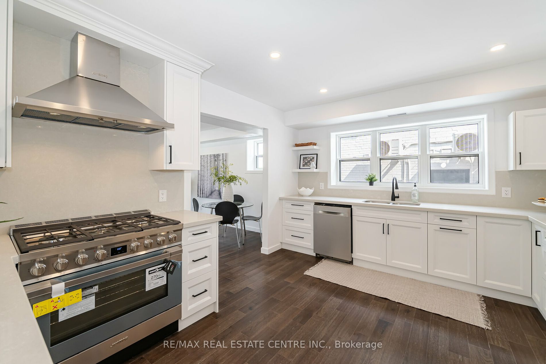 298 South Kingsway