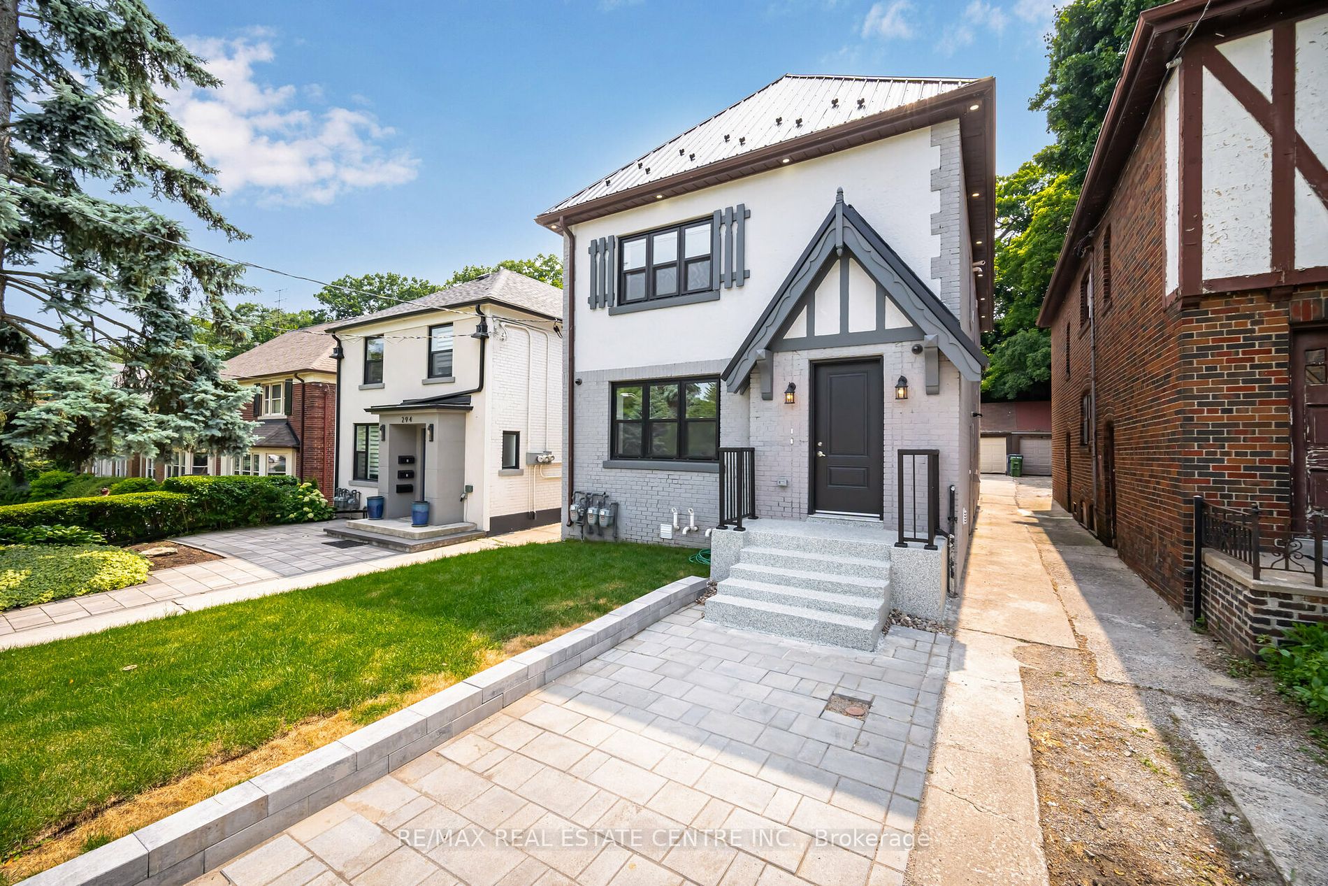 298 South Kingsway