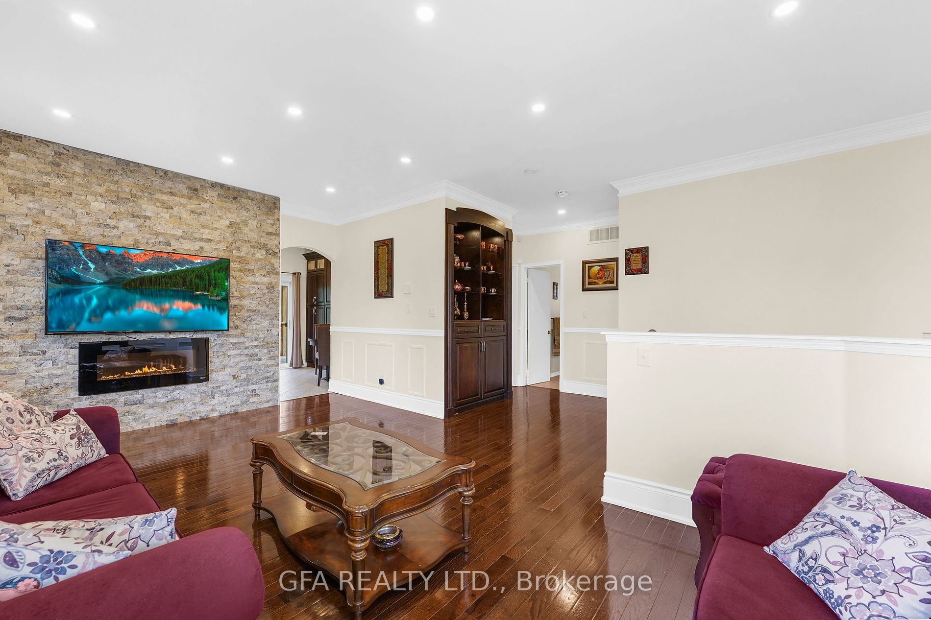 7349 Zinnia Pl