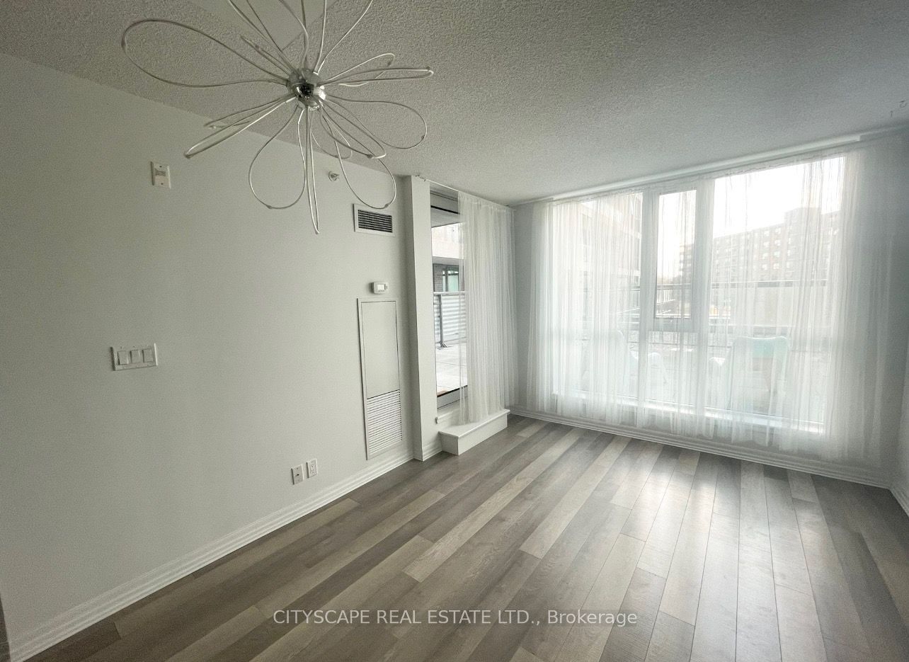80 Esther Lorrie Drive, #202