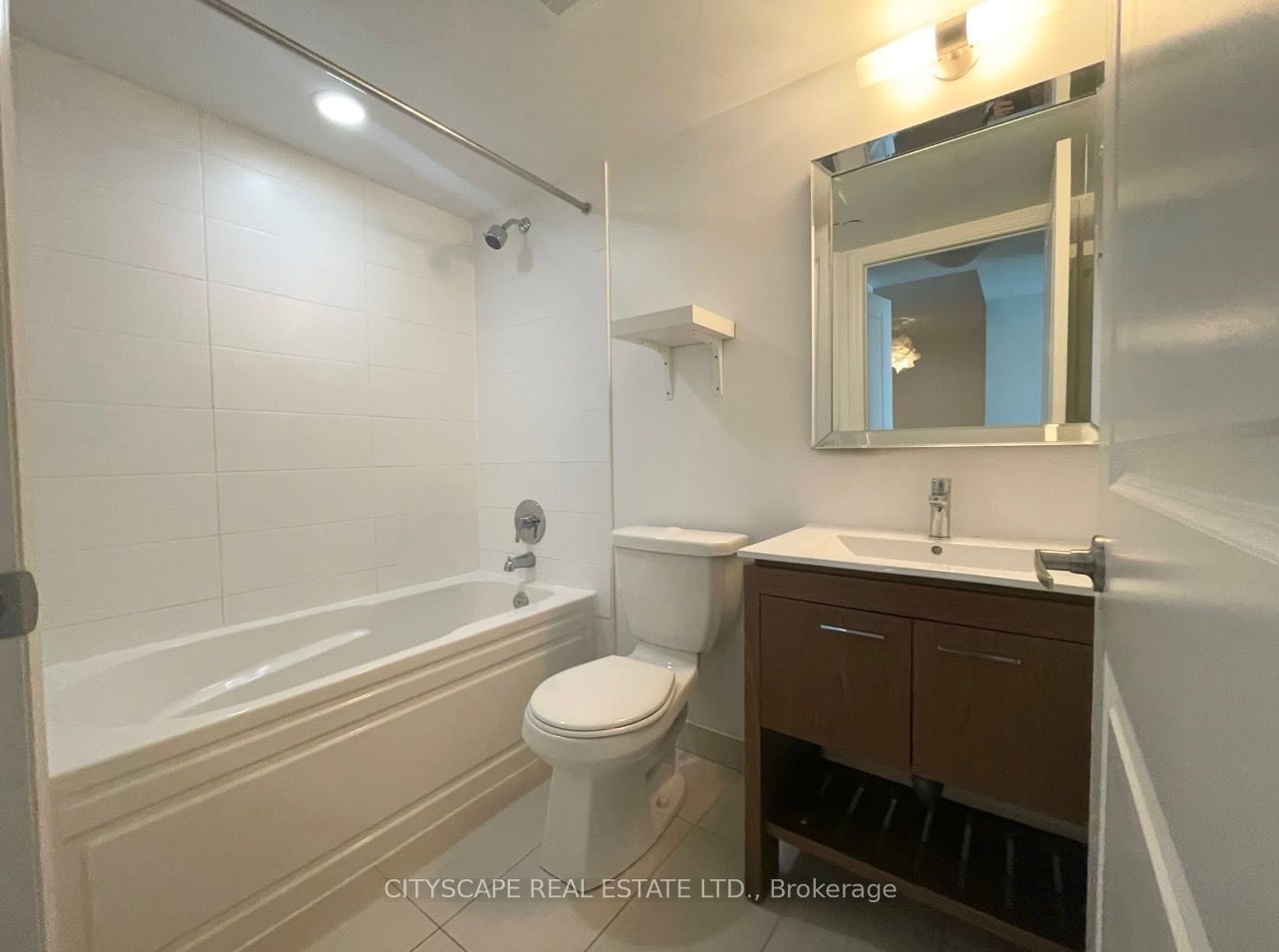80 Esther Lorrie Drive, #202