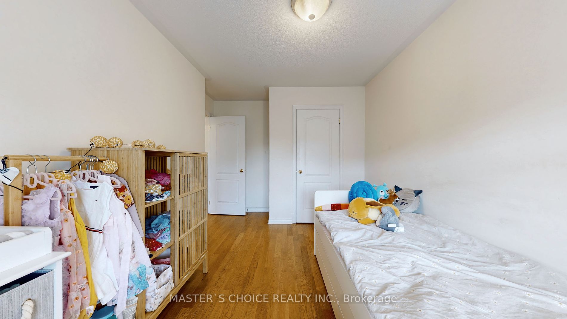 230 Paisley Boulevard W, #26