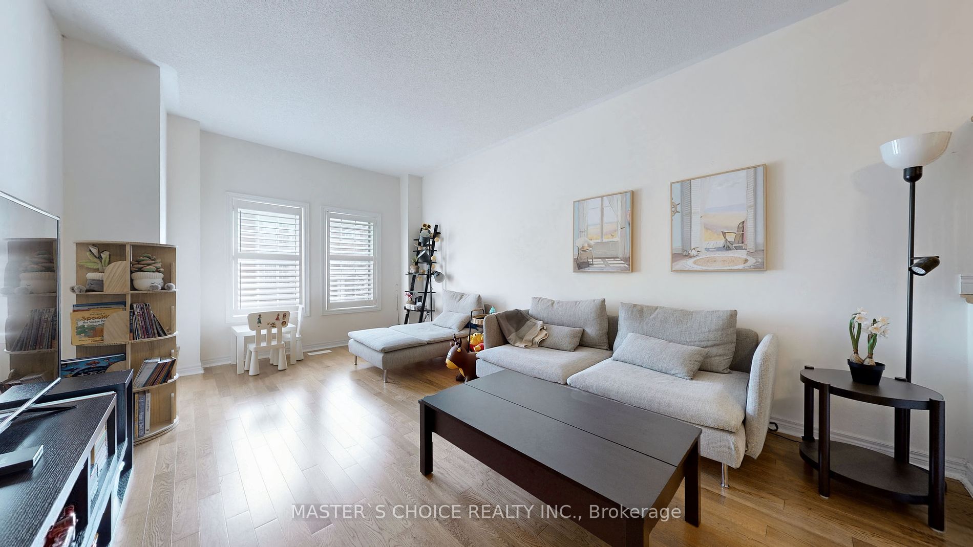 230 Paisley Boulevard W, #26