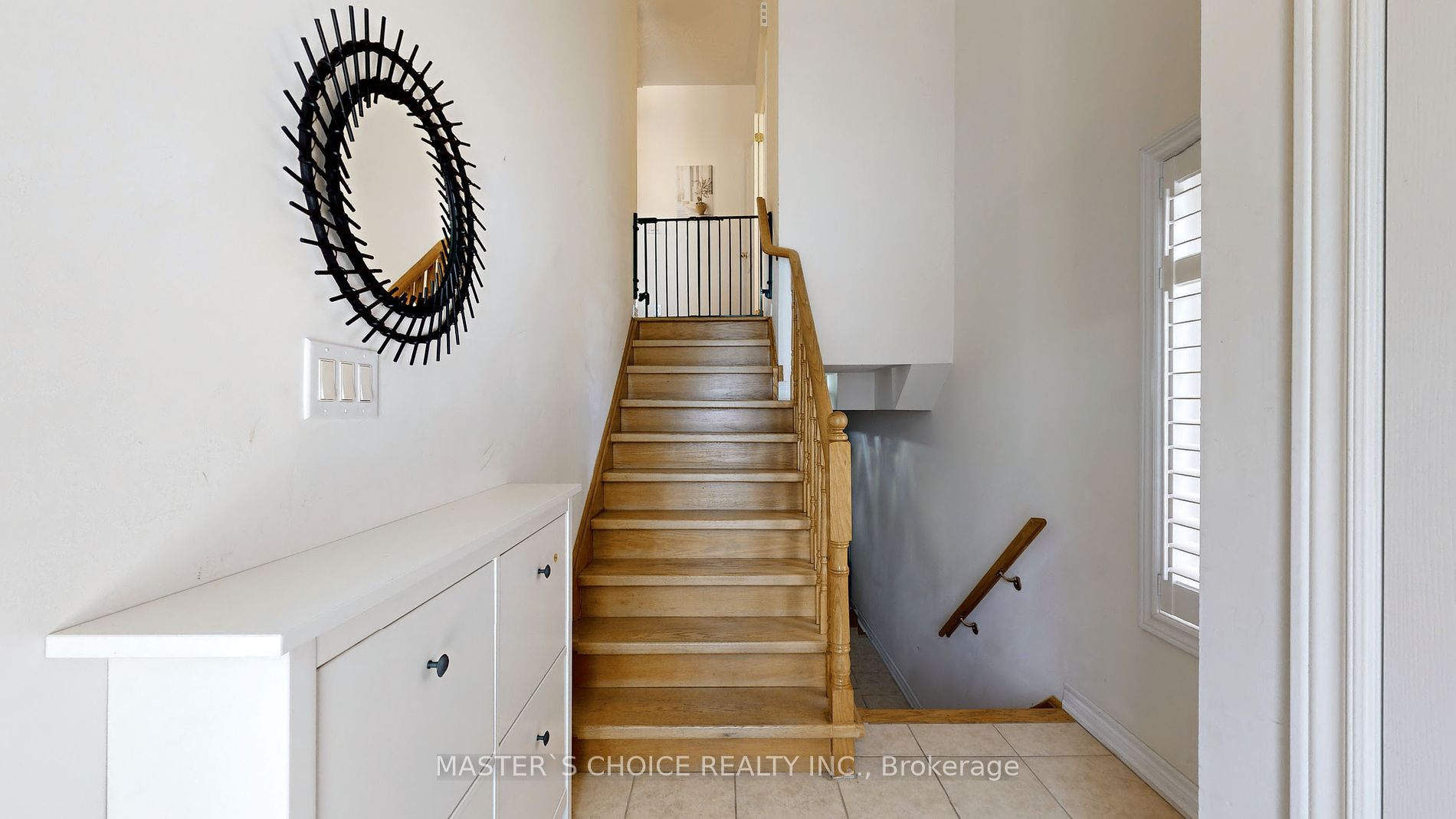 230 Paisley Boulevard W, #26