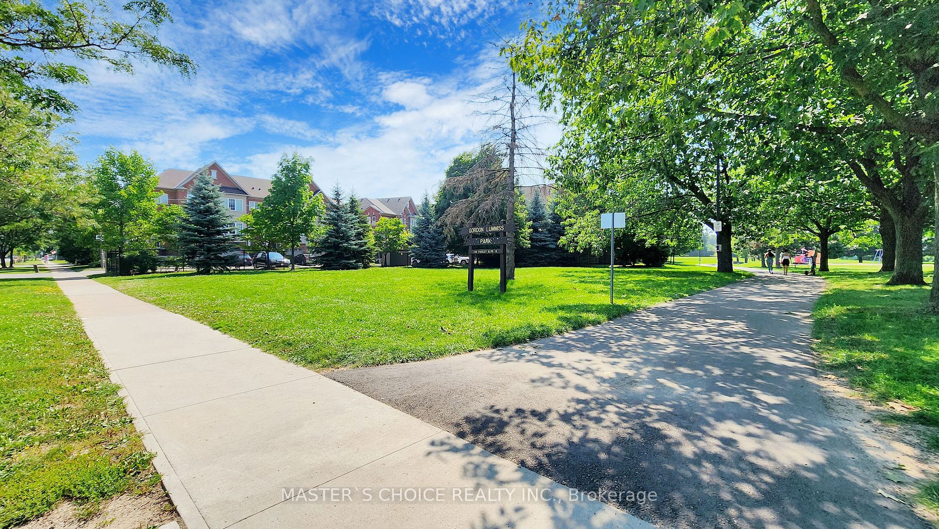 230 Paisley Boulevard W, #26