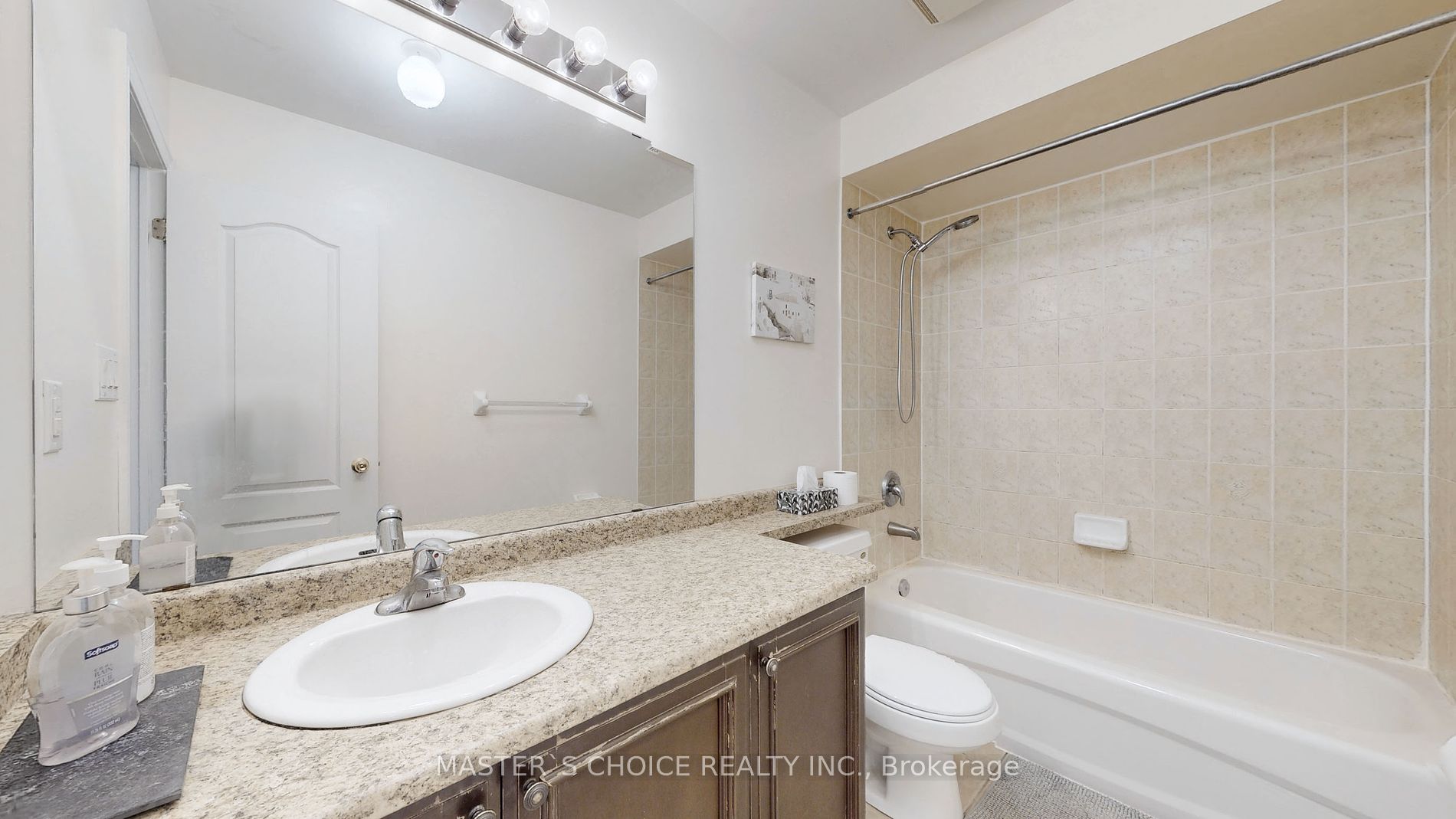 230 Paisley Boulevard W, #26