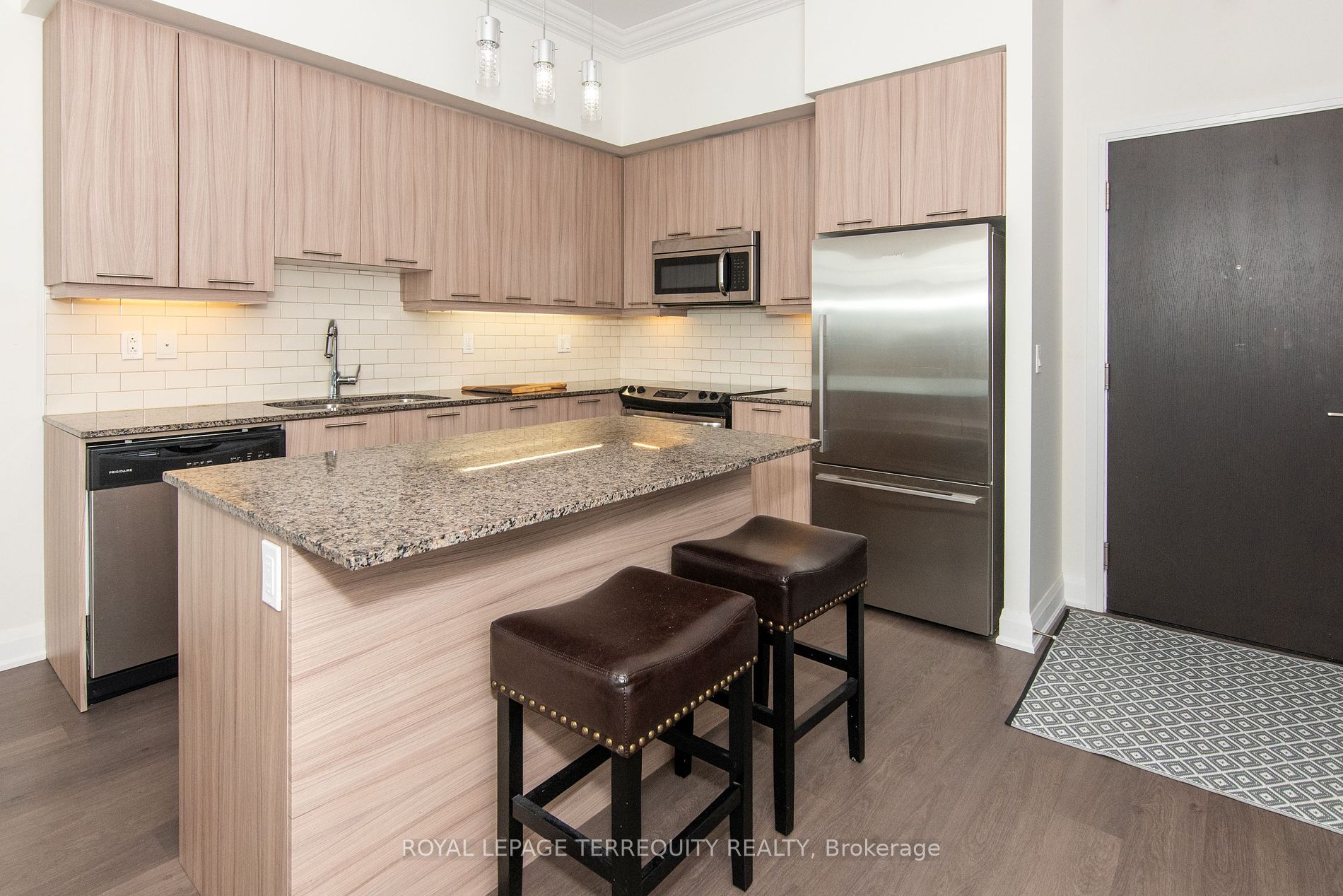 35 Fontenay Court #1207