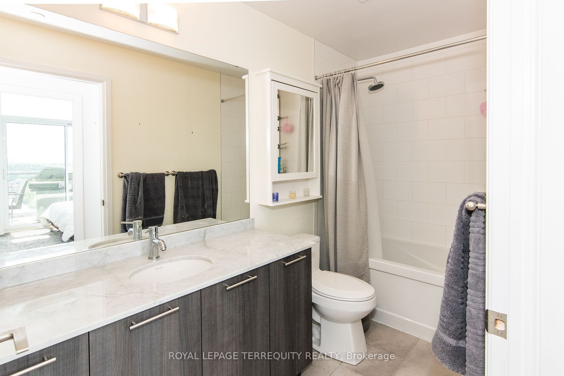 35 Fontenay Court #1207