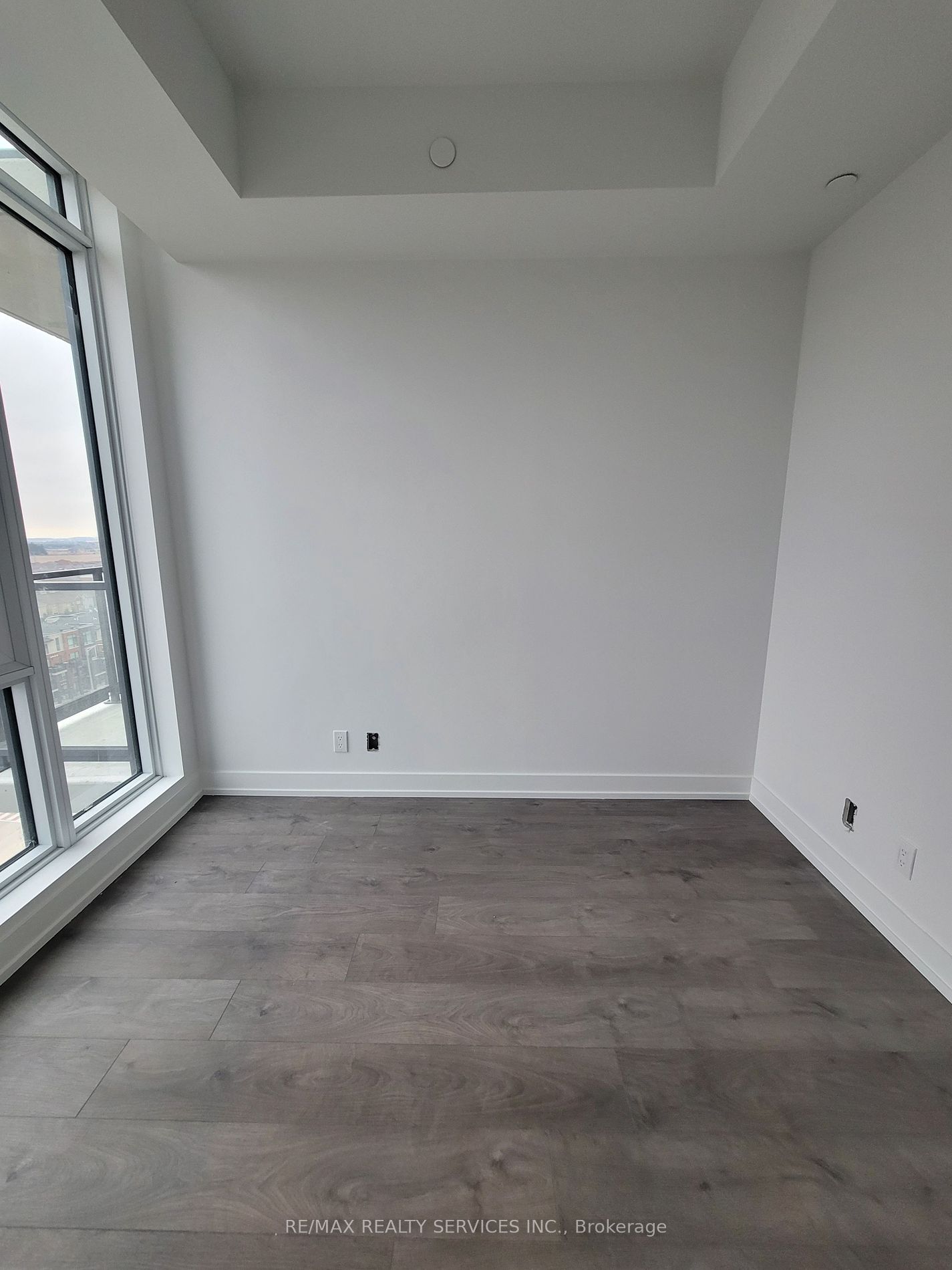 215 Veterans Dr, #1008S