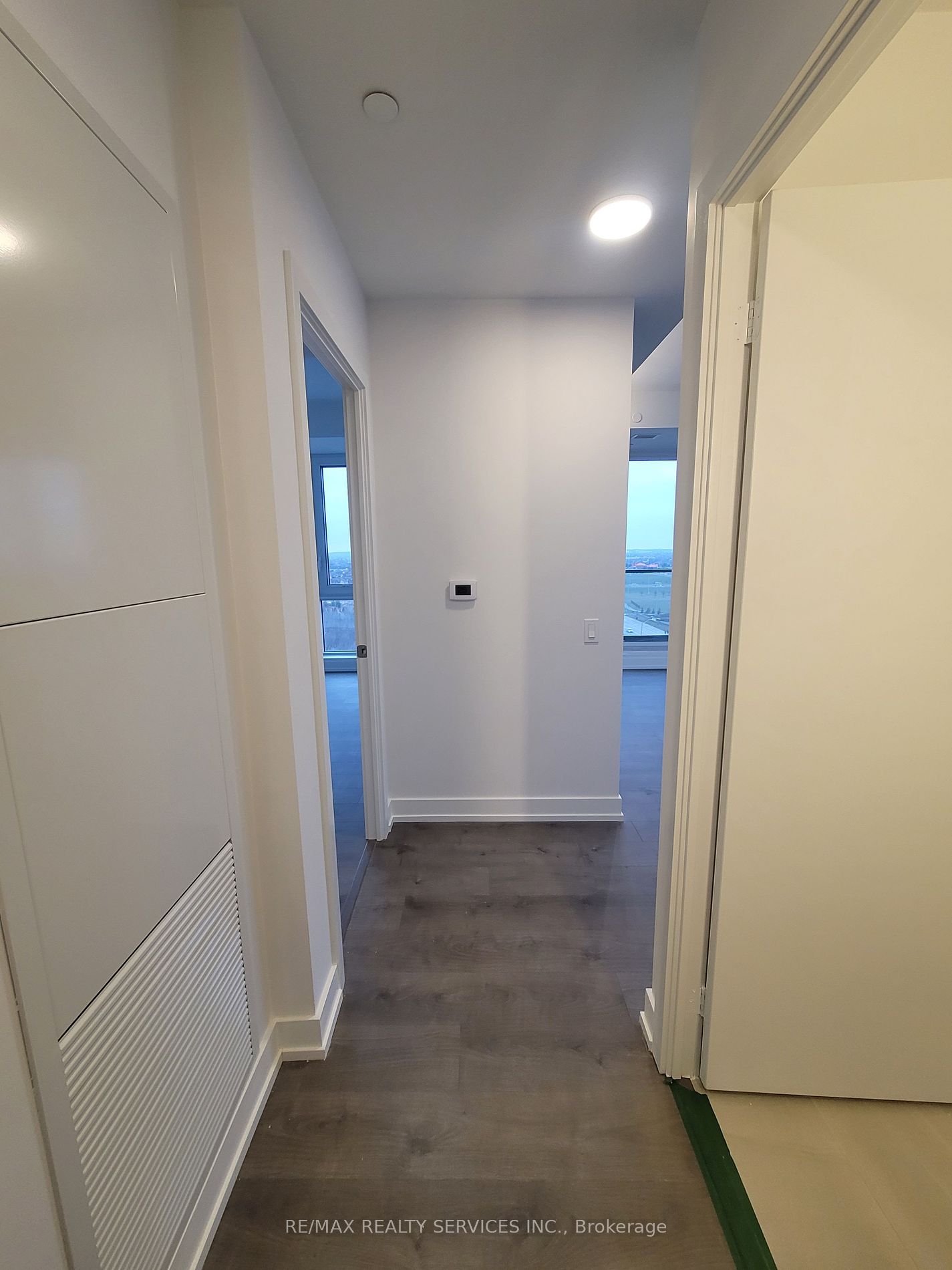 215 Veterans Dr, #1008S