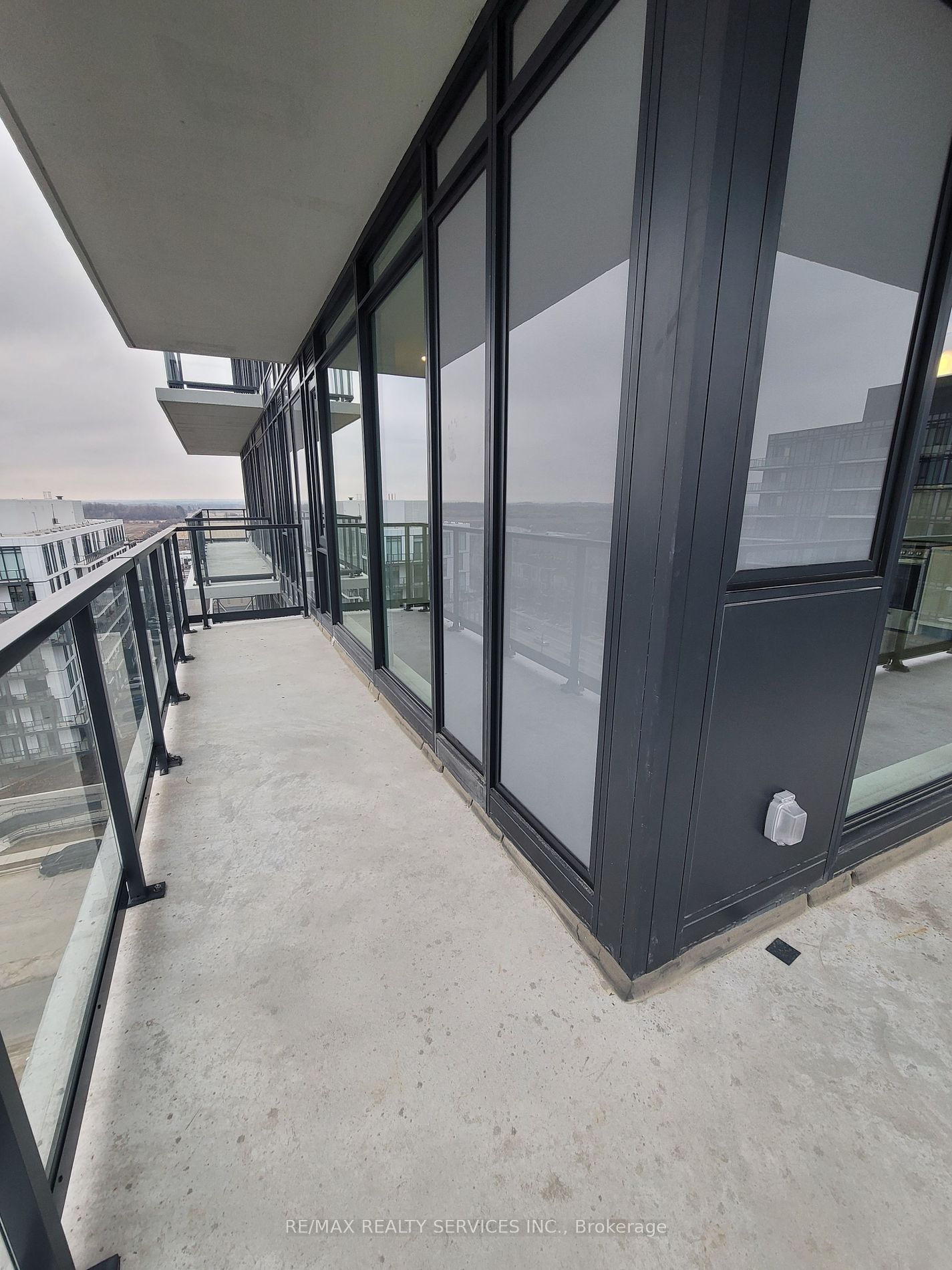 215 Veterans Dr, #1008S