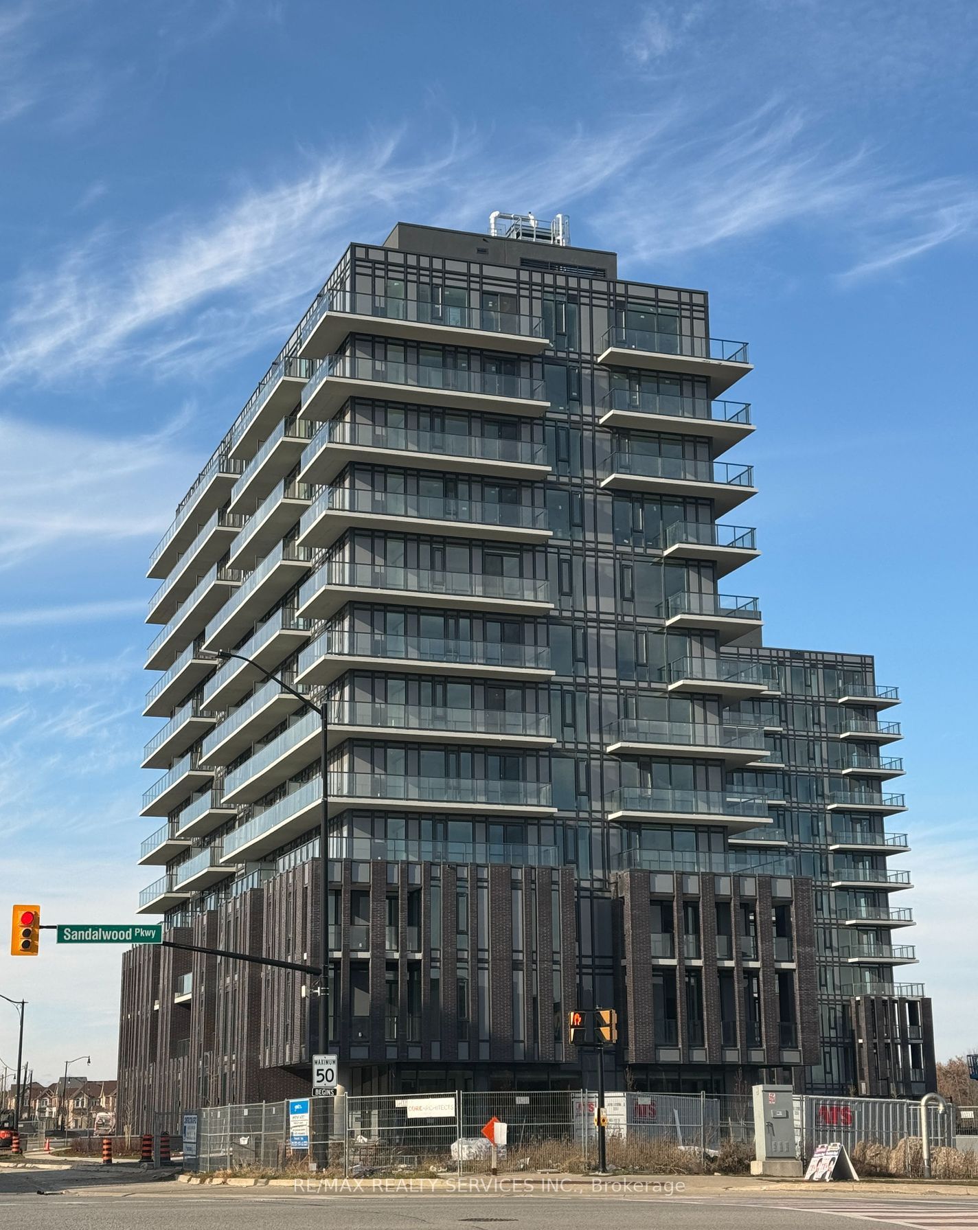 215 Veterans Dr, #1008S