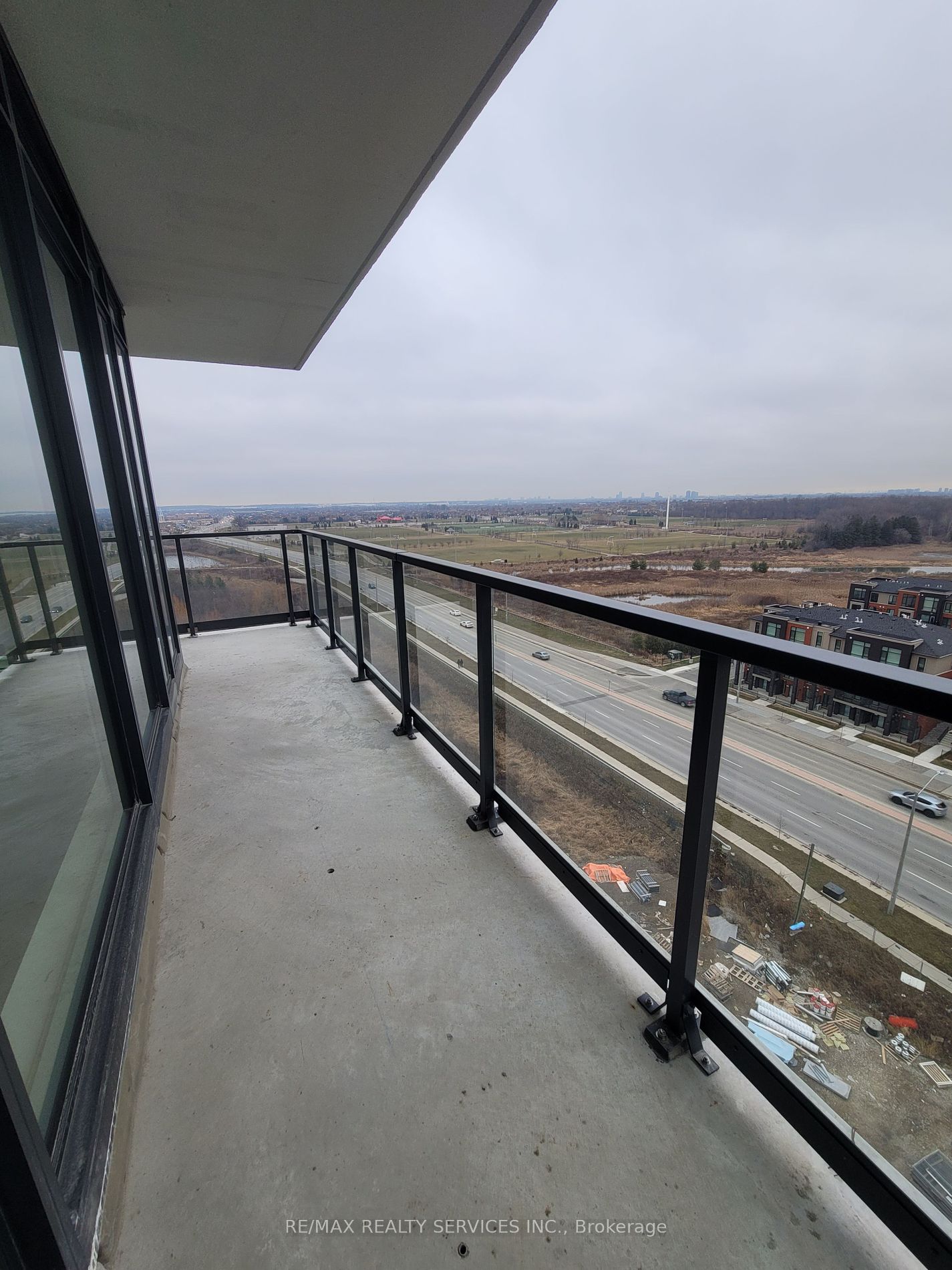 215 Veterans Dr, #1008S