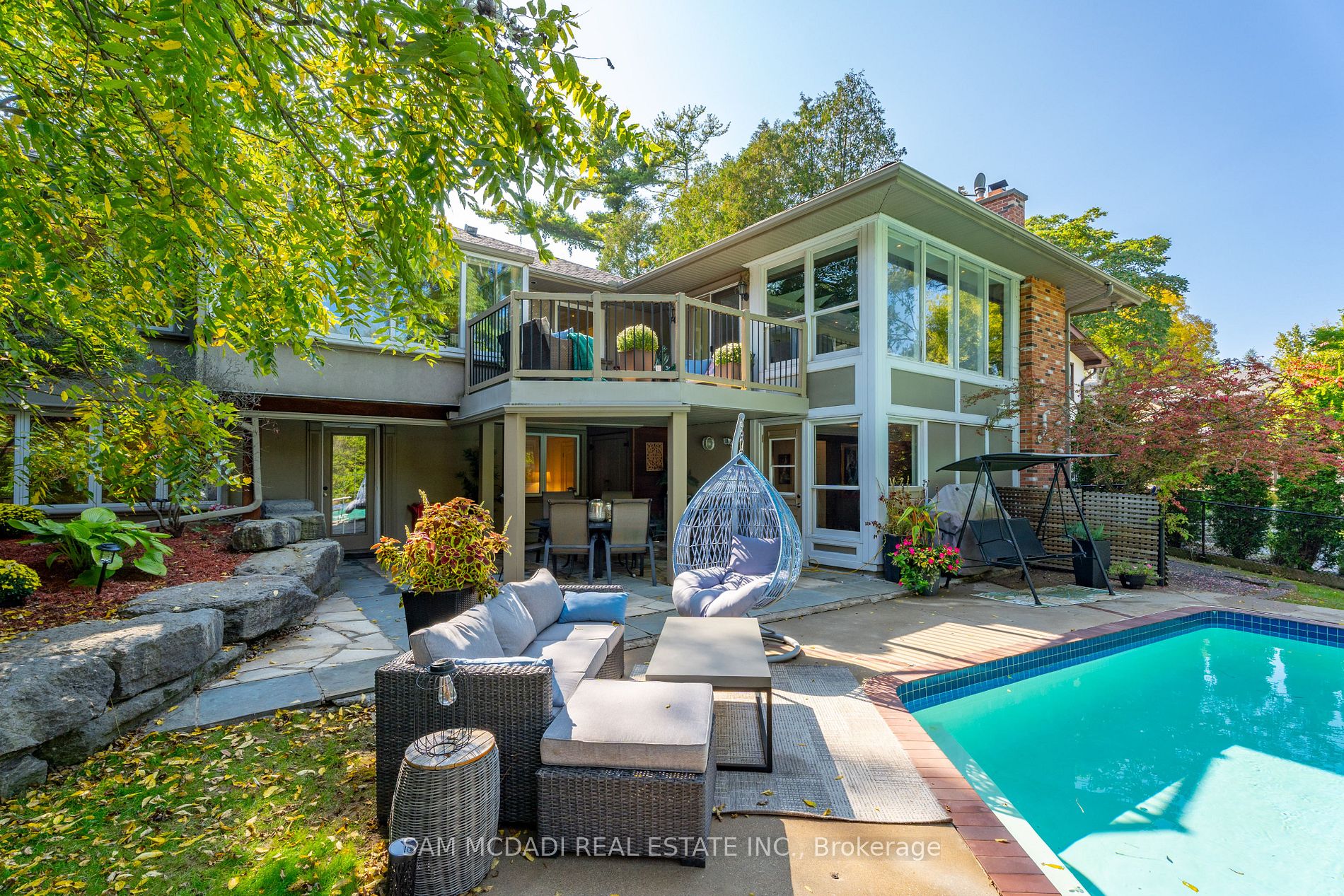 1269 Stavebank Rd