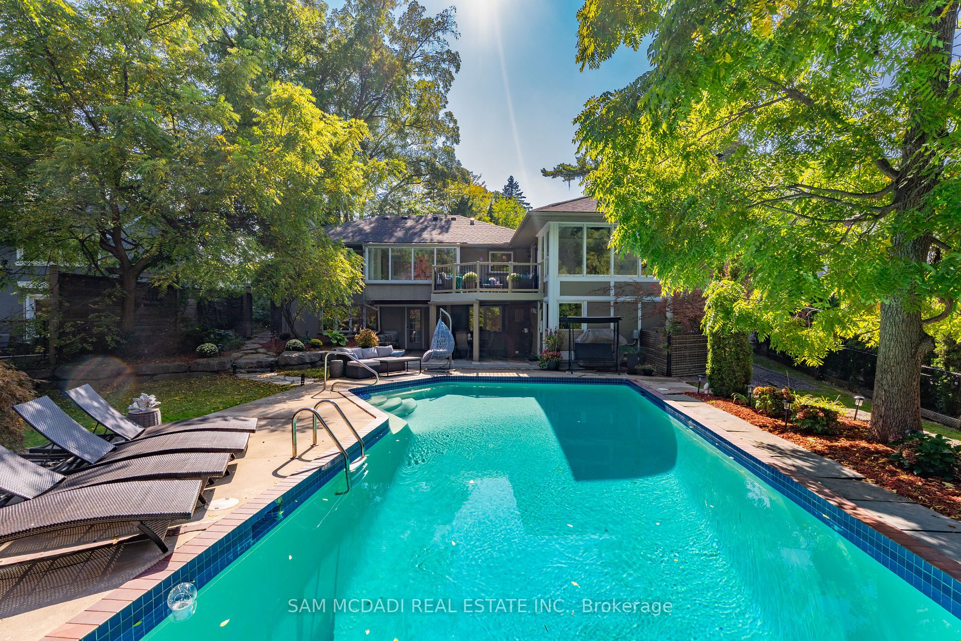 1269 Stavebank Rd