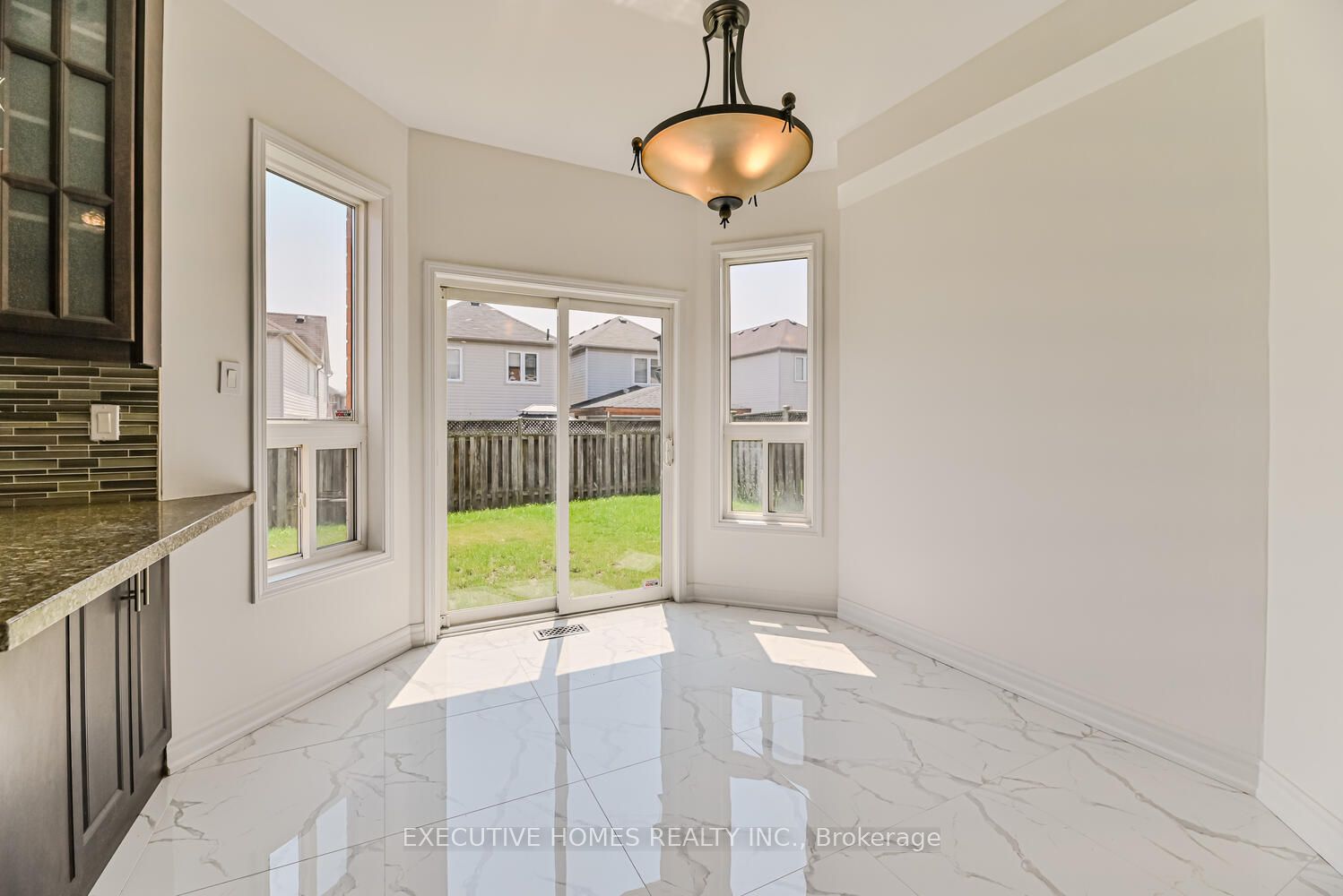 252 Sherwood Rd