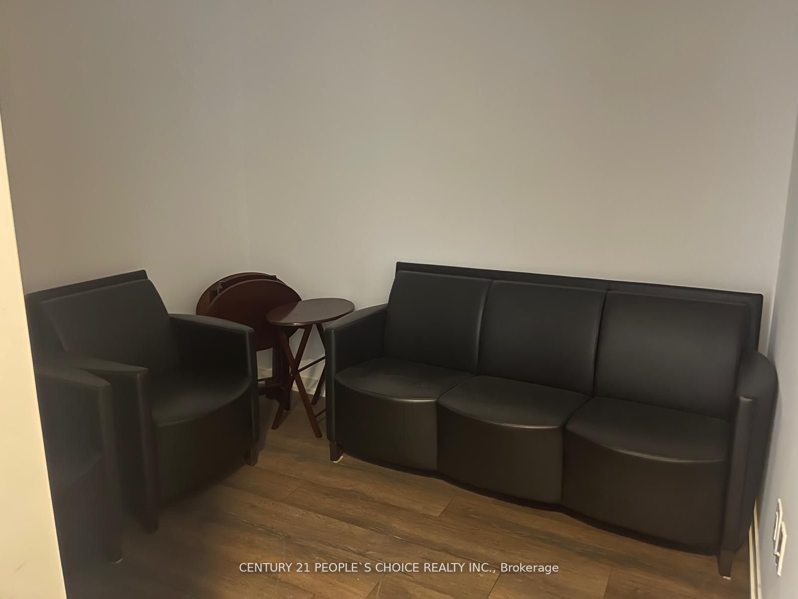 2520 Eglinton Avenue W #810
