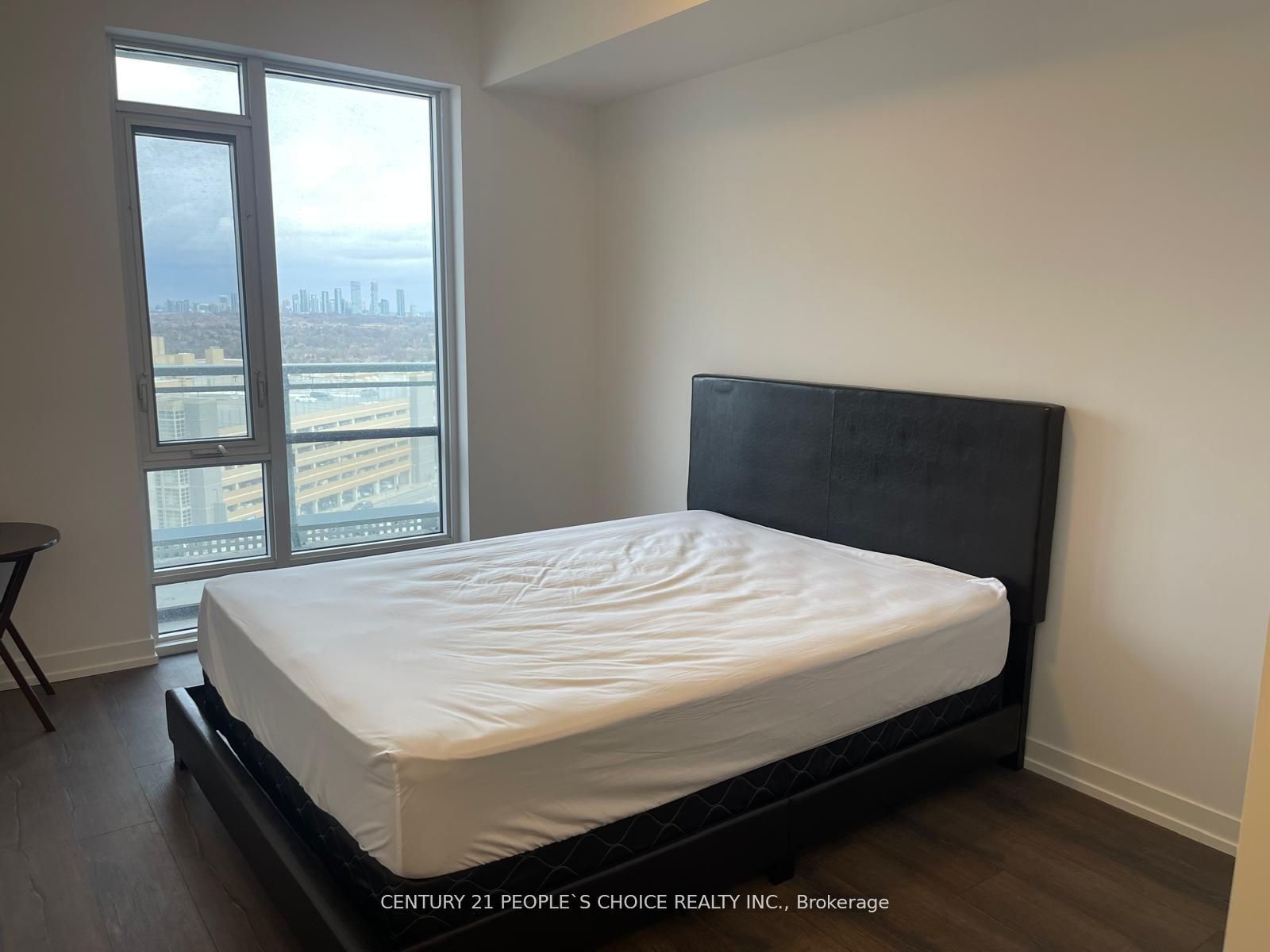 2520 Eglinton Avenue W #810