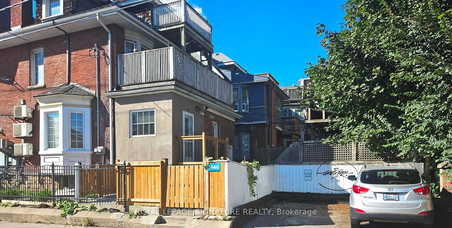 1 Maynard Avenue S