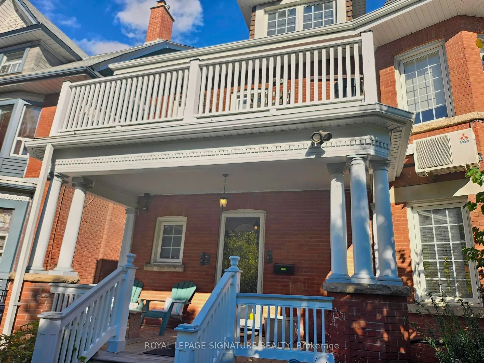 1 Maynard Avenue S