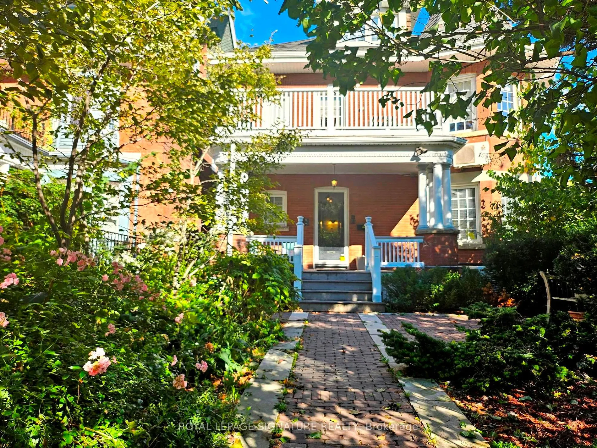 1 Maynard Avenue S
