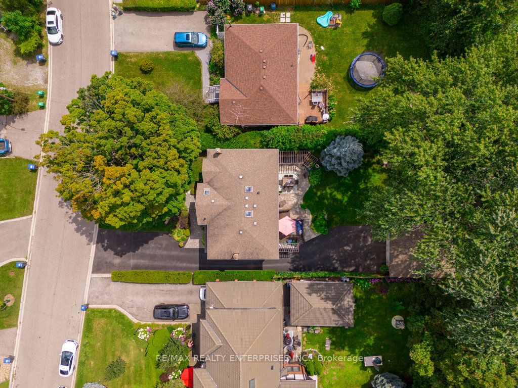 1486 Myron Dr