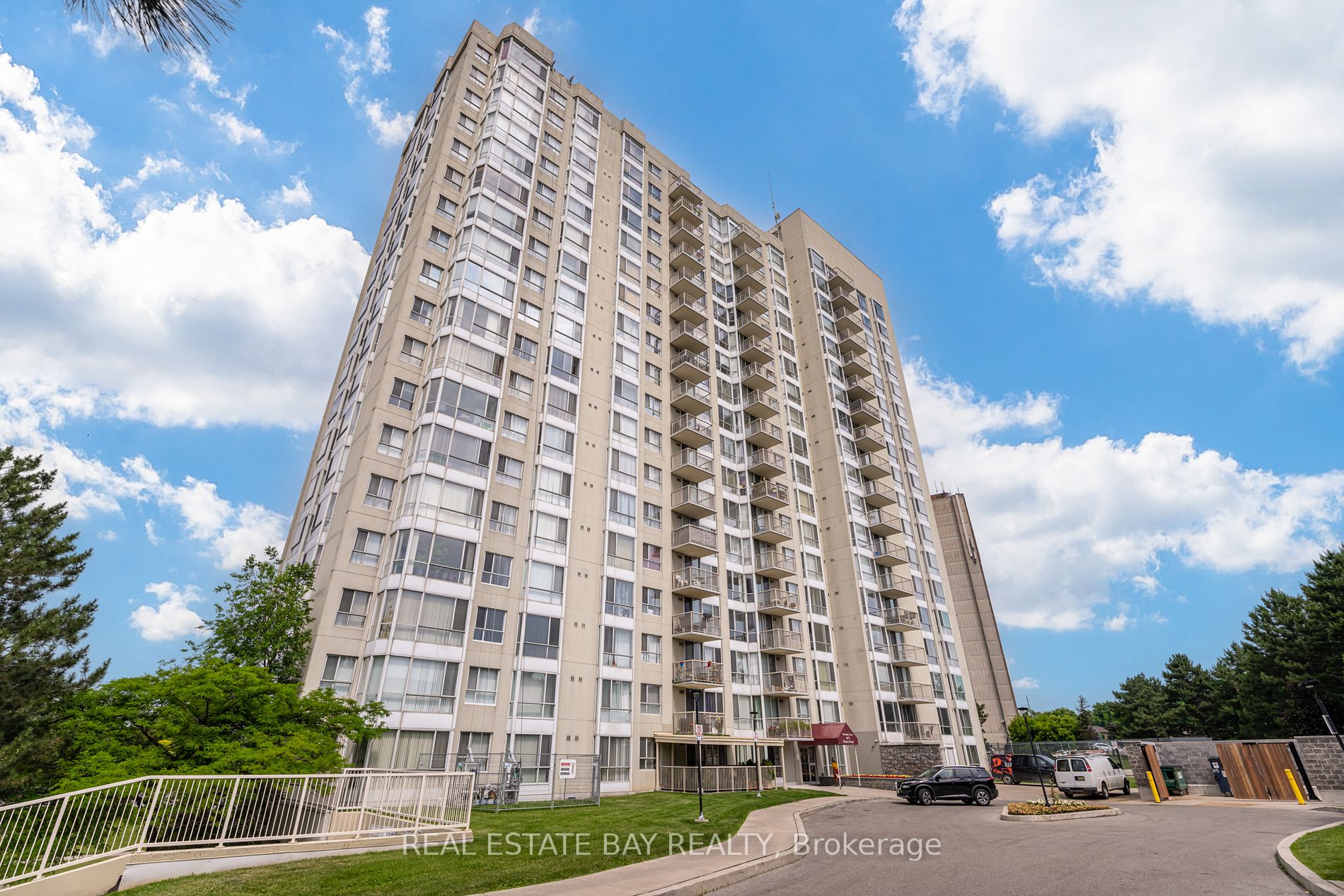 3077 Weston Rd N, #612