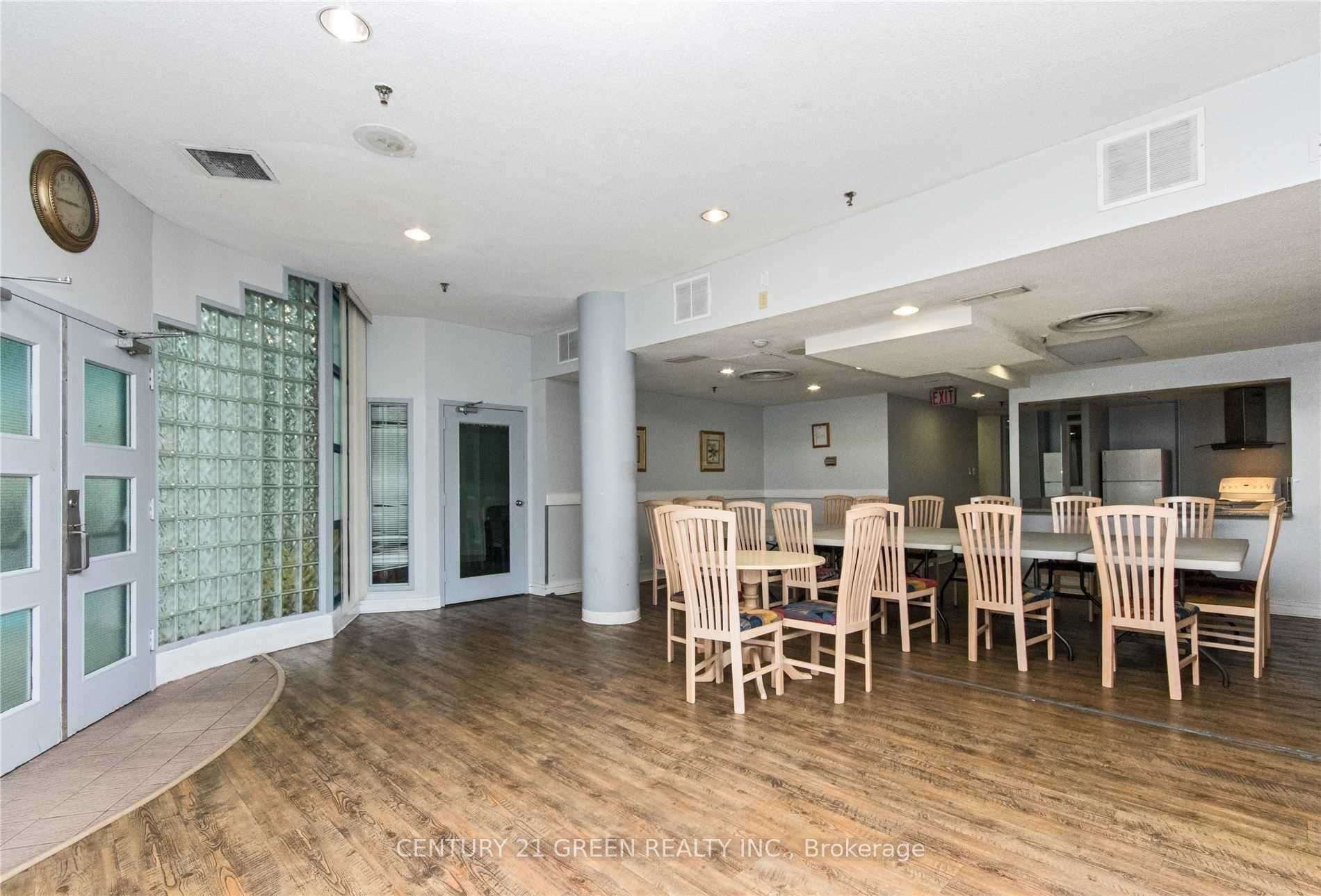 25 Trailwood Drive, #1002