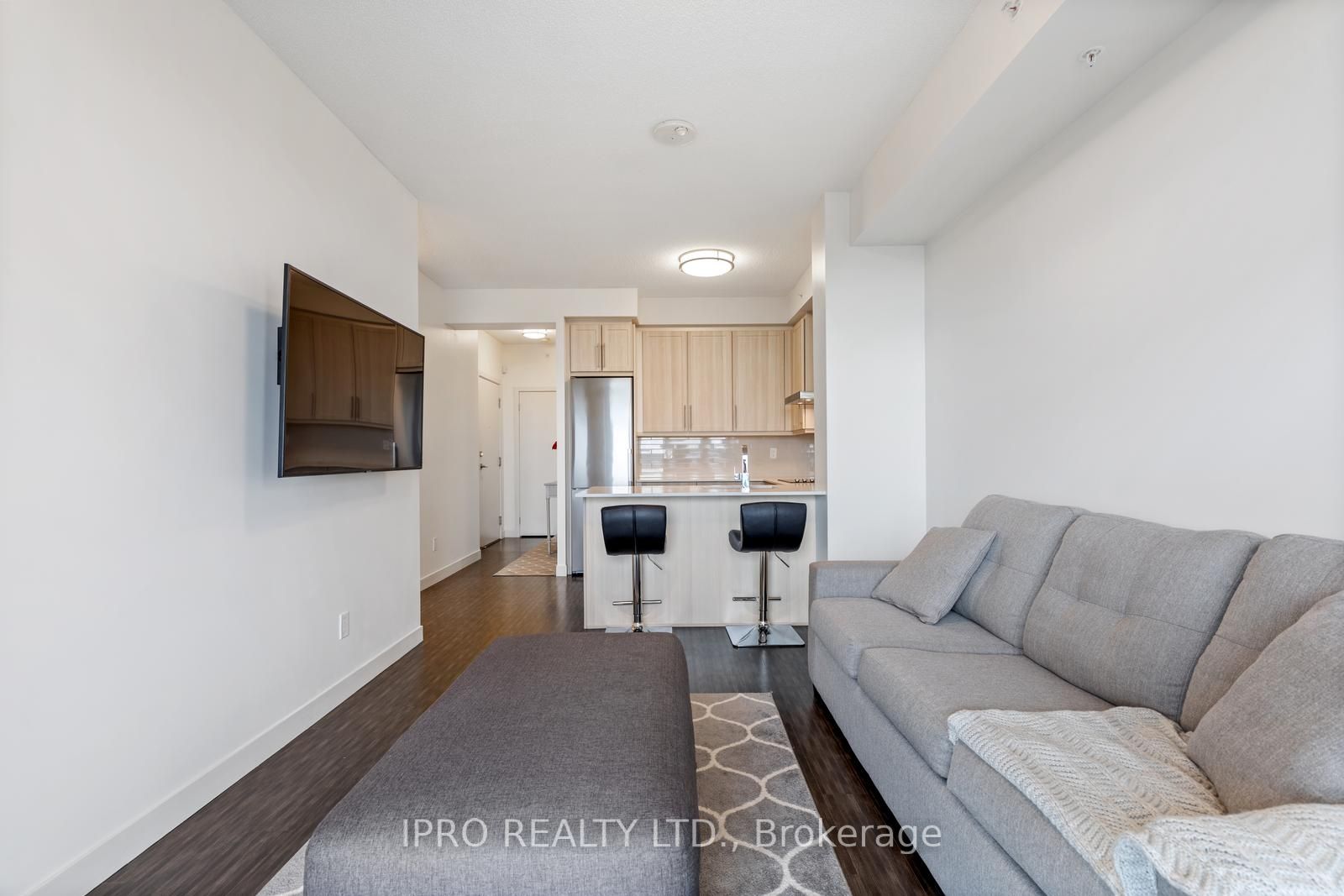 2093 Fairview Street #1606
